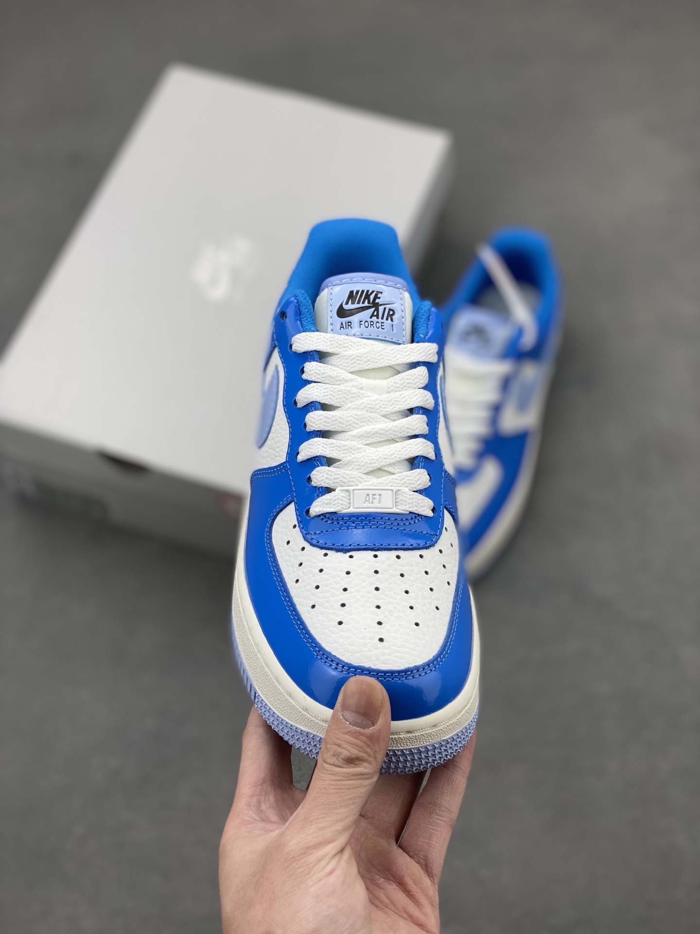 Nike Air Force 1 Low Basketball Shoe - Blue/White - FJ4801-400 3 i1742331949597 6032 0 1
