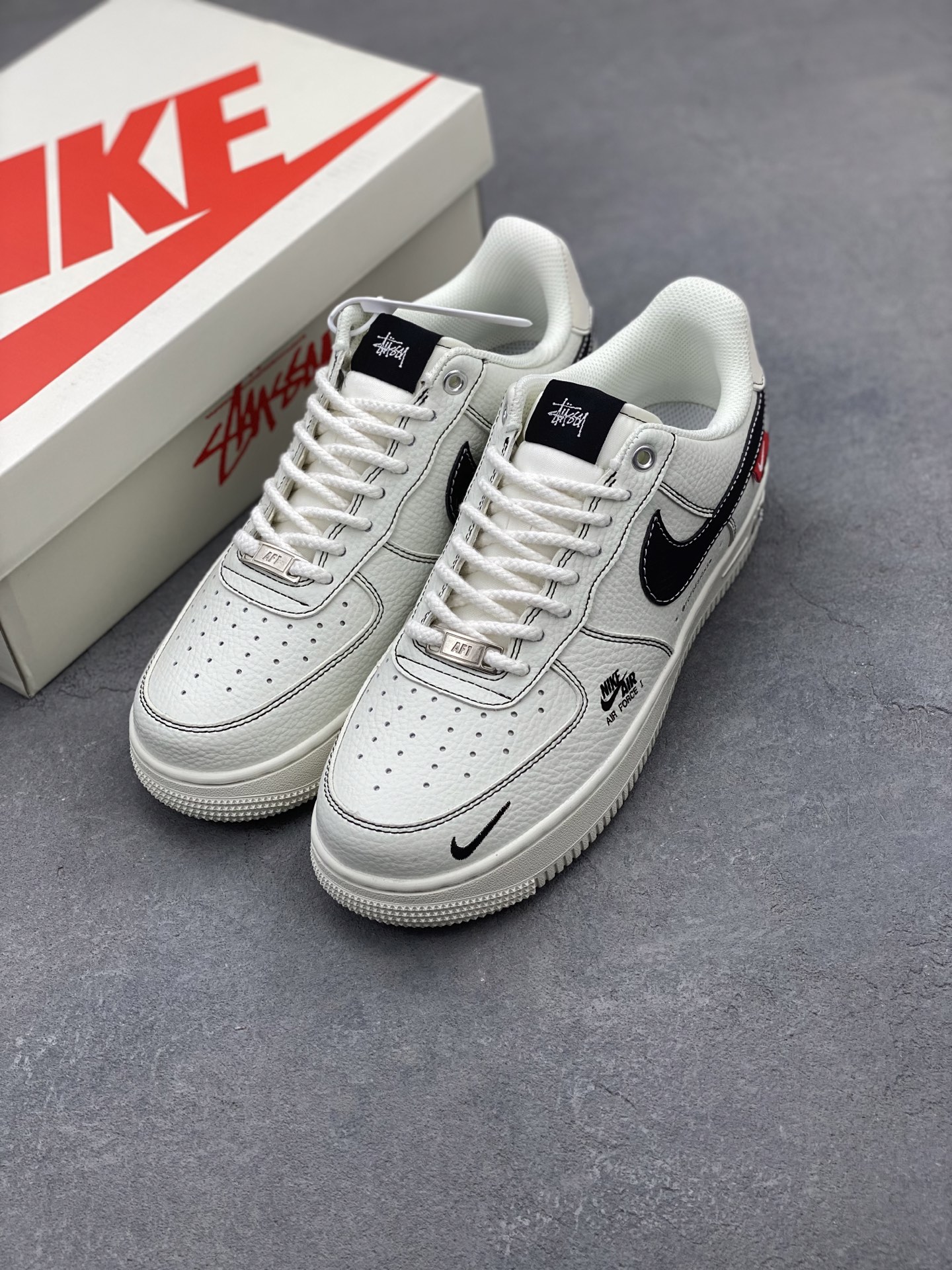 Nike Air Force 1 '07 Low Stussy Collab Sneakers - White/Black 9 i1742400470609 7449 0 7