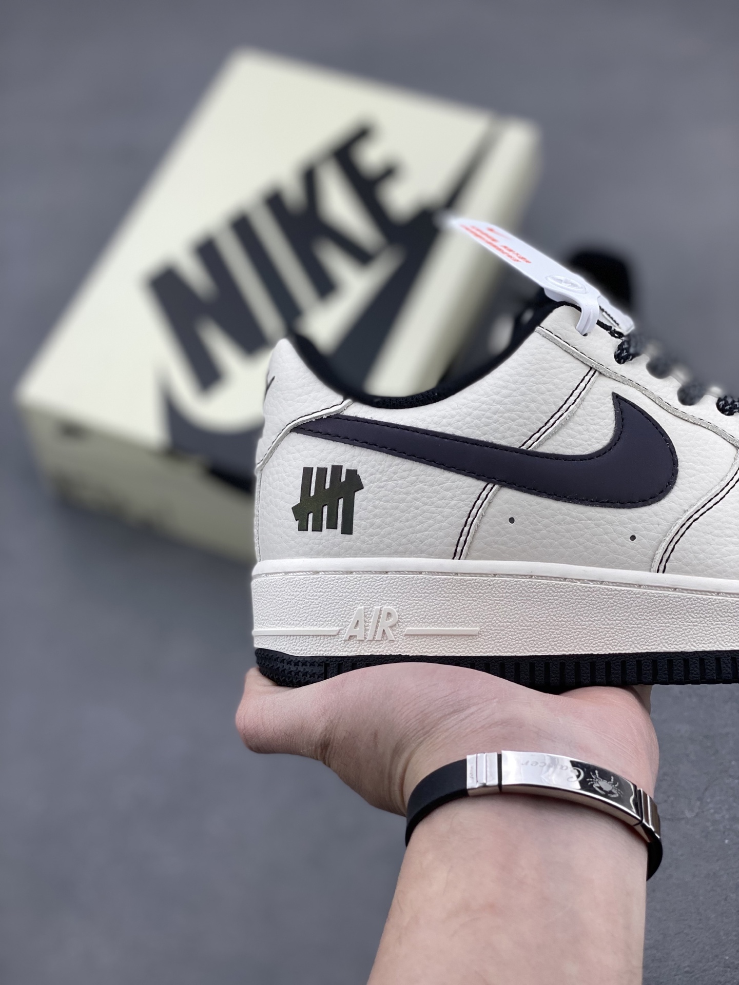 Nike Air Force 1 '07 Low Sneakers - Limited Edition, Comfortable & Stylish 6 i1742400598511 5324 0 4
