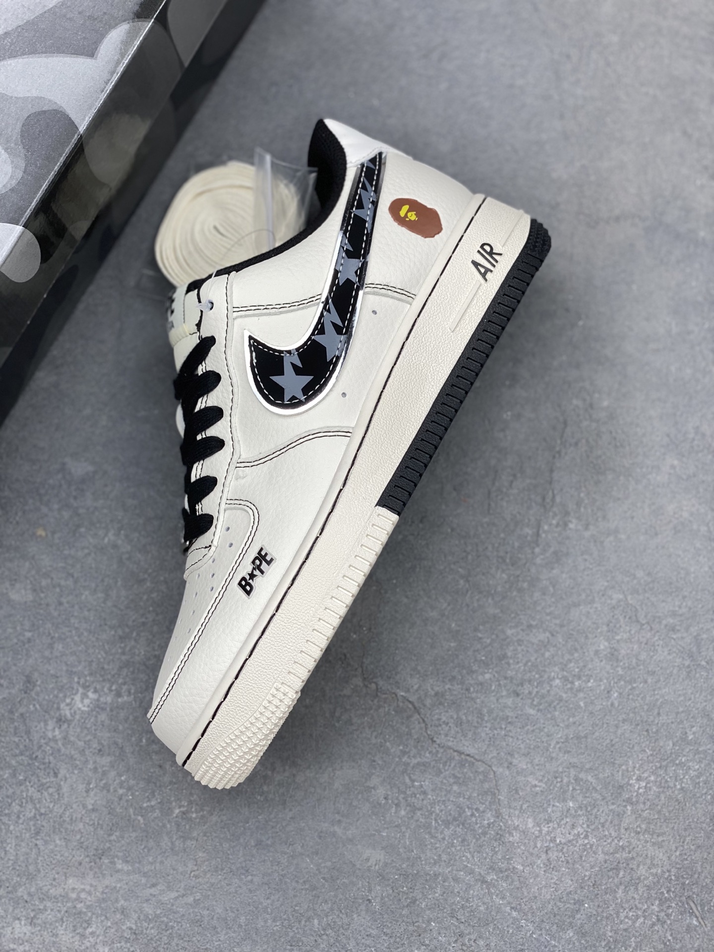 Nike Air Force 1 '07 Low BAPE Edition Sneakers - Limited Release 8 i1742400759965 1940 0 6