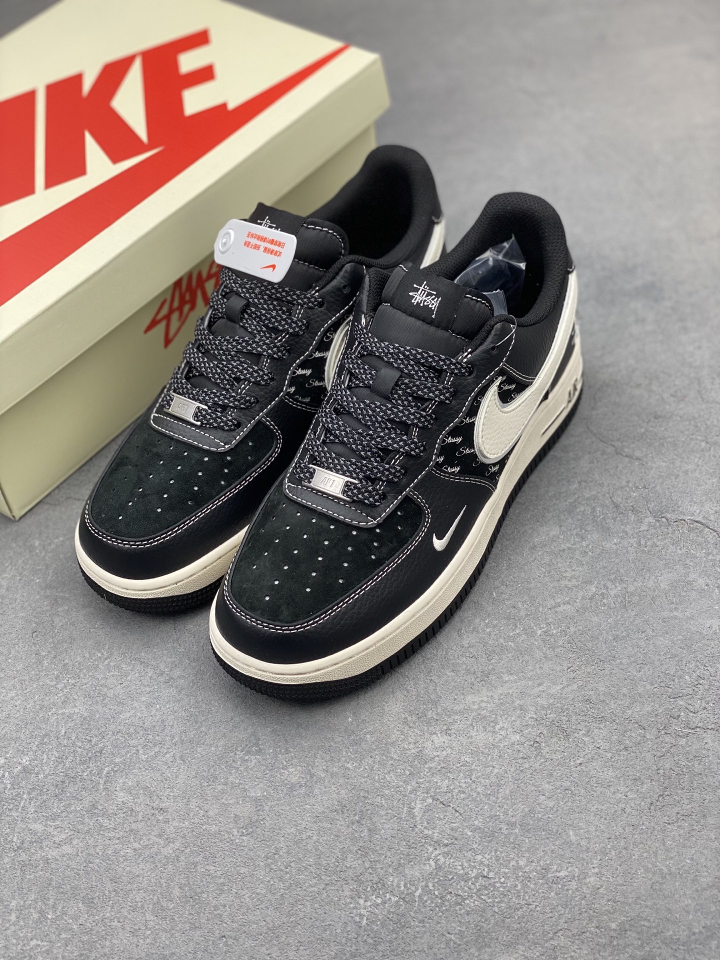 Nike Air Force 1 '07 Low Stussy Collab Black Sneakers - Limited Edition 9 i1742400969468 9995 0 7