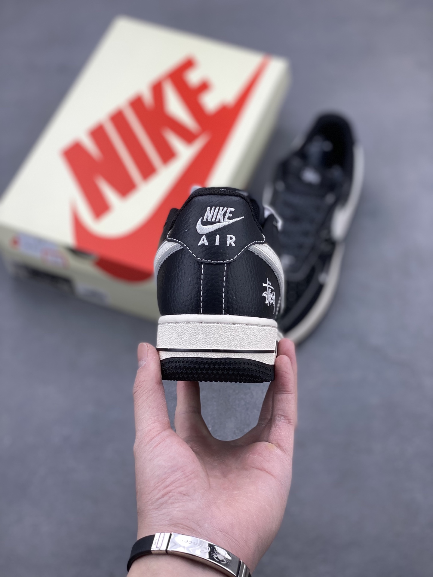 Nike Air Force 1 '07 Low Stussy Collab Black Sneakers - Limited Edition 5 i1742400969743 5847 0 3