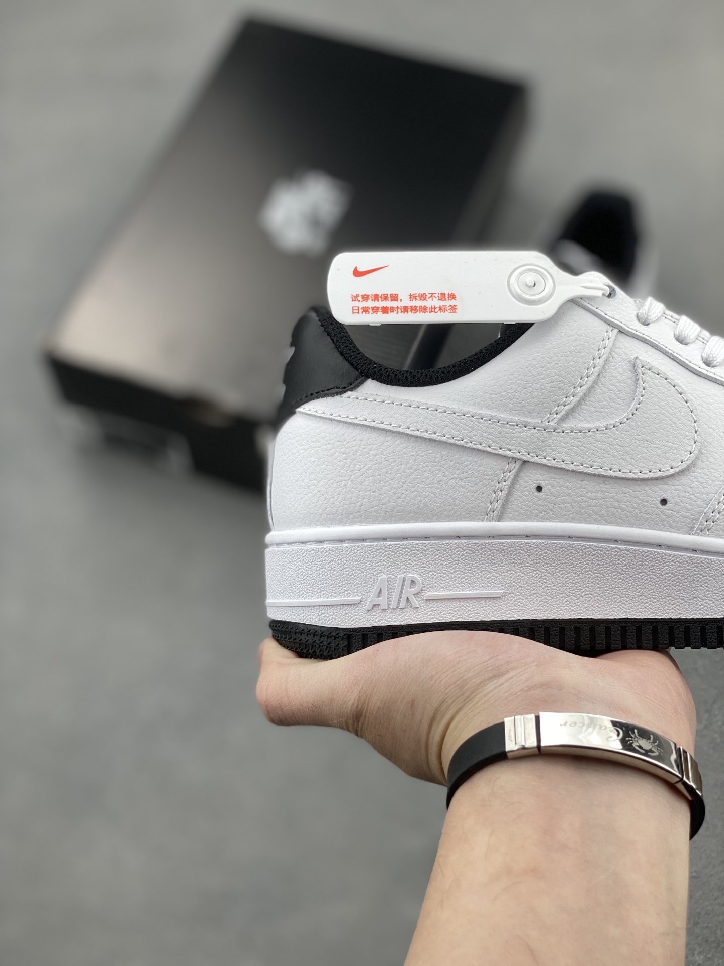 Nike Air Force 1 '07 Low White/Black Stitching Detail - Limited Edition 6 i1742401015466 8850 0 4