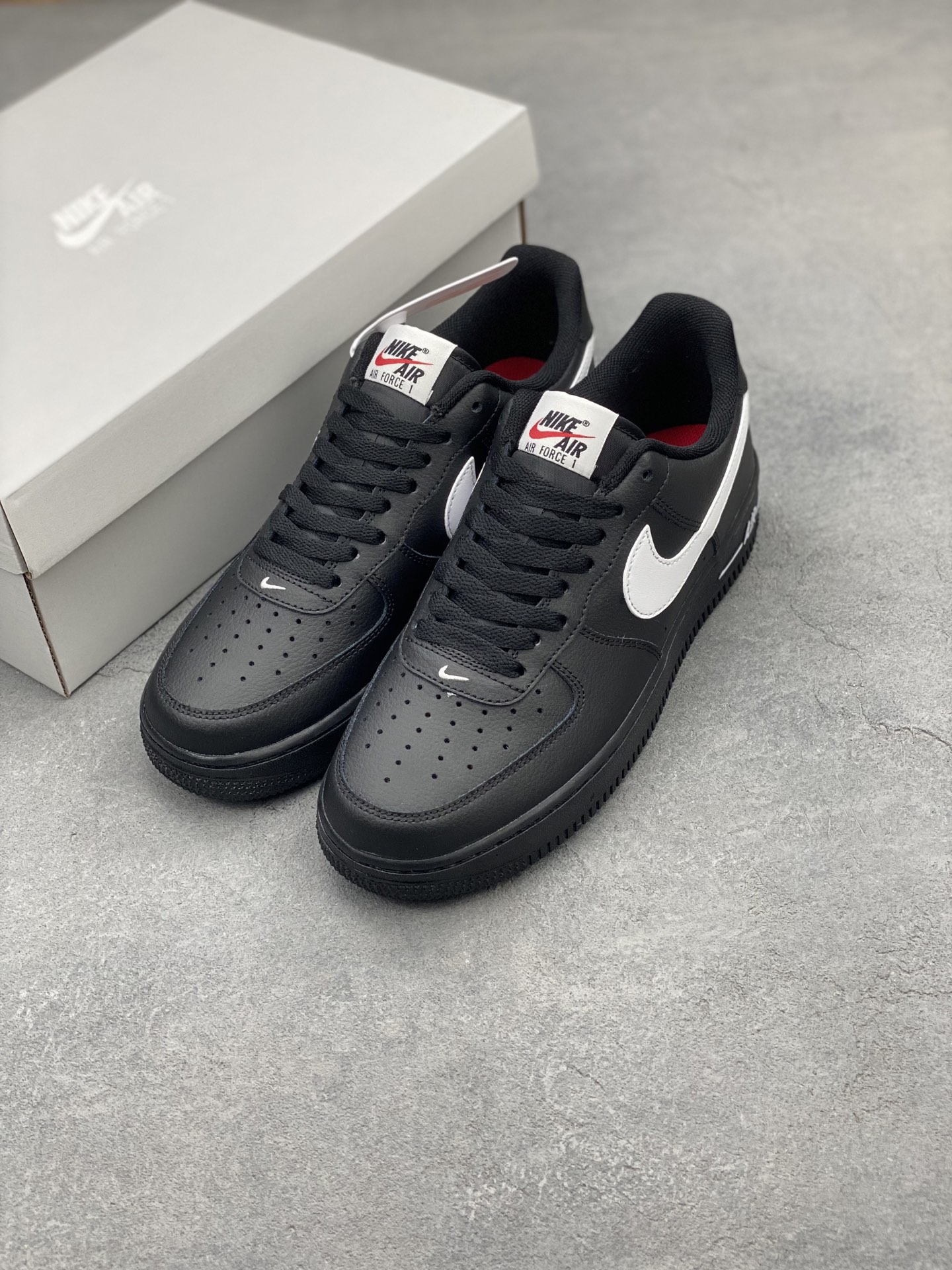 Nike Air Force 1 '07 Low Black/White Leather Sneakers (HV6359-001) 9 i1742487716770 3508 0 7
