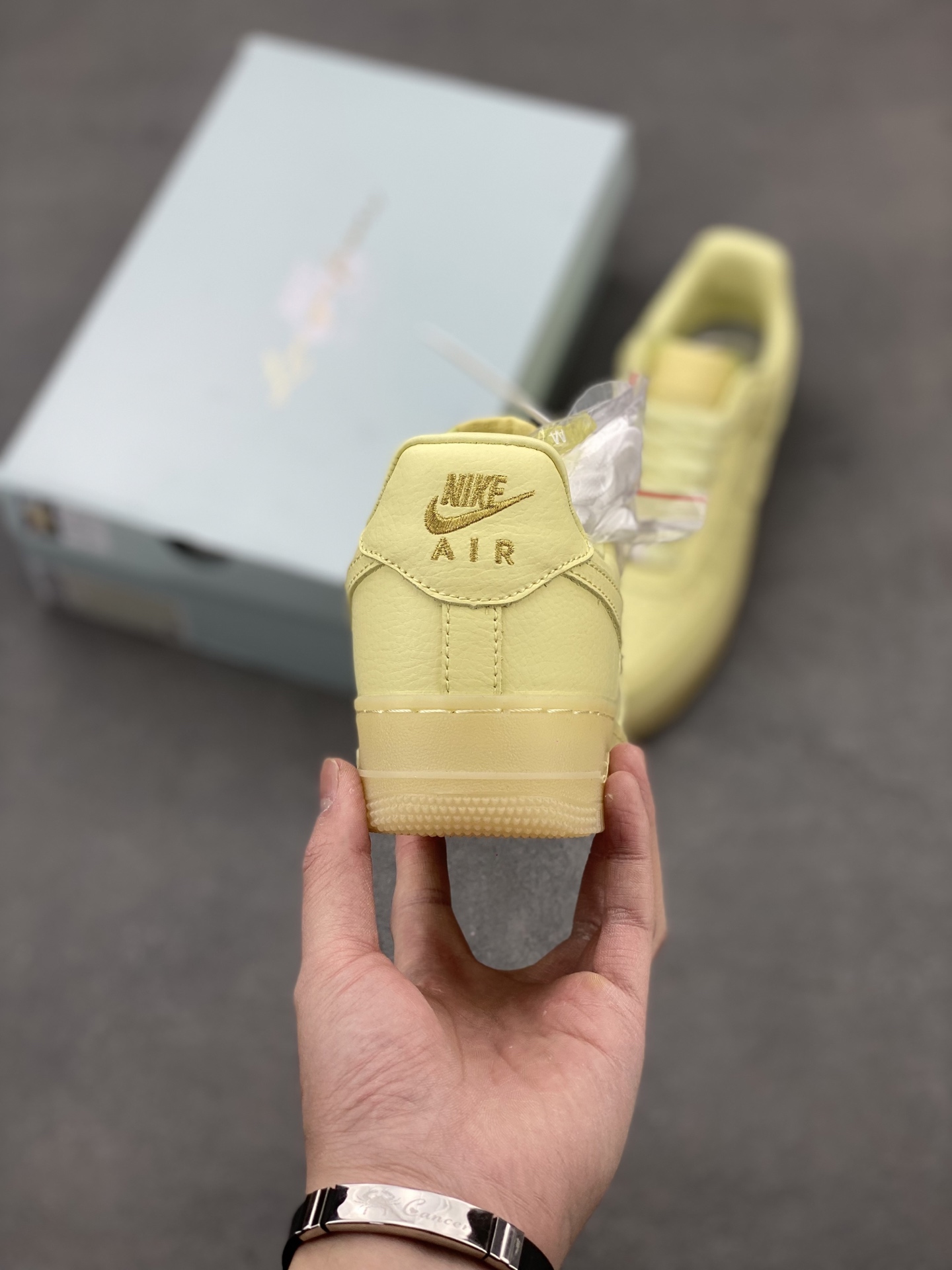 Nike Air Force 1 '07 Low Sneakers Limited Edition - CZ8065-800 5 i1742487762071 6479 0 3