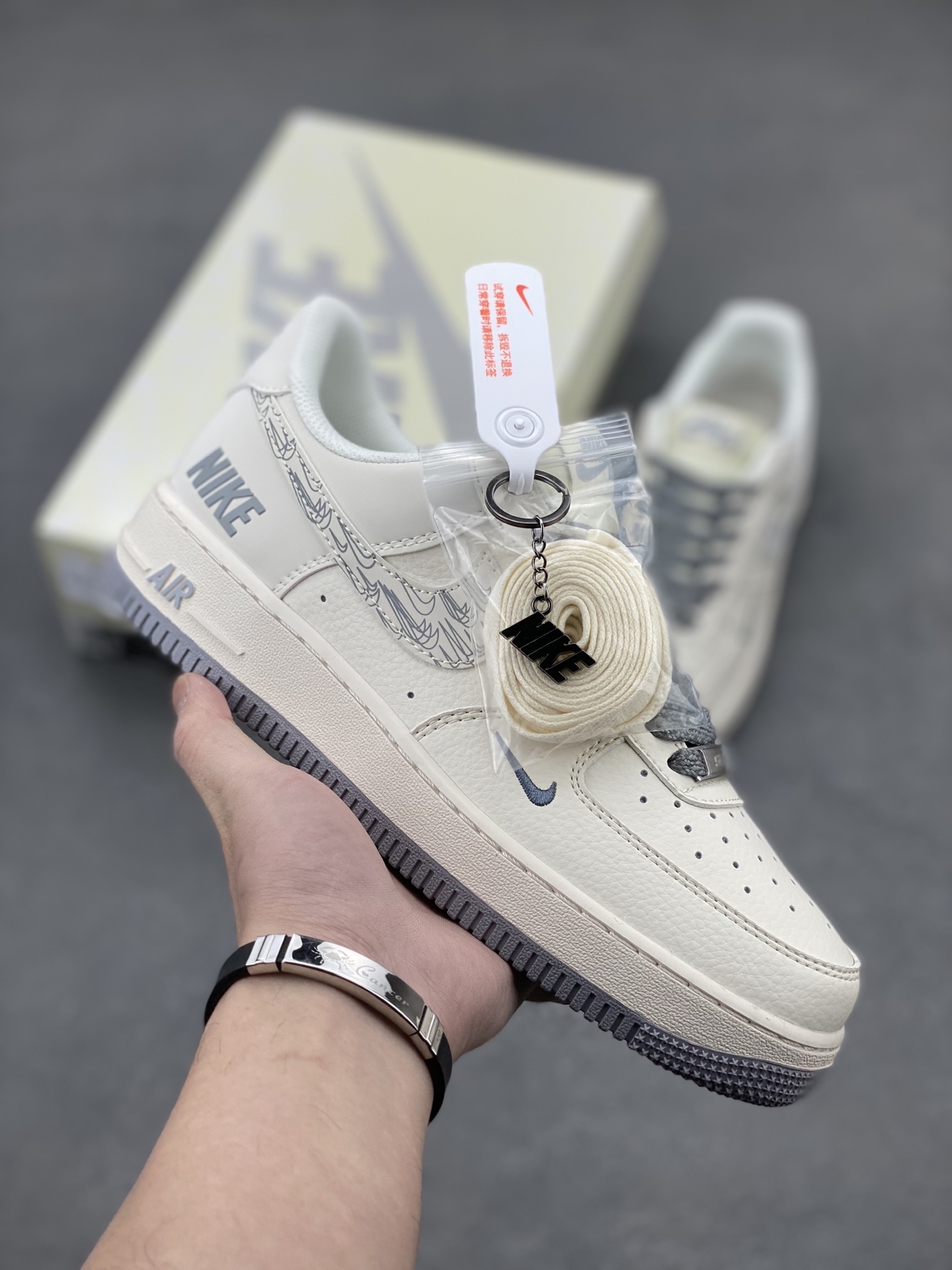 Nike Air Force 1 '07 Low Sneakers - Limited Edition, Premium Comfort 2 i1742487963422 2842 0 0