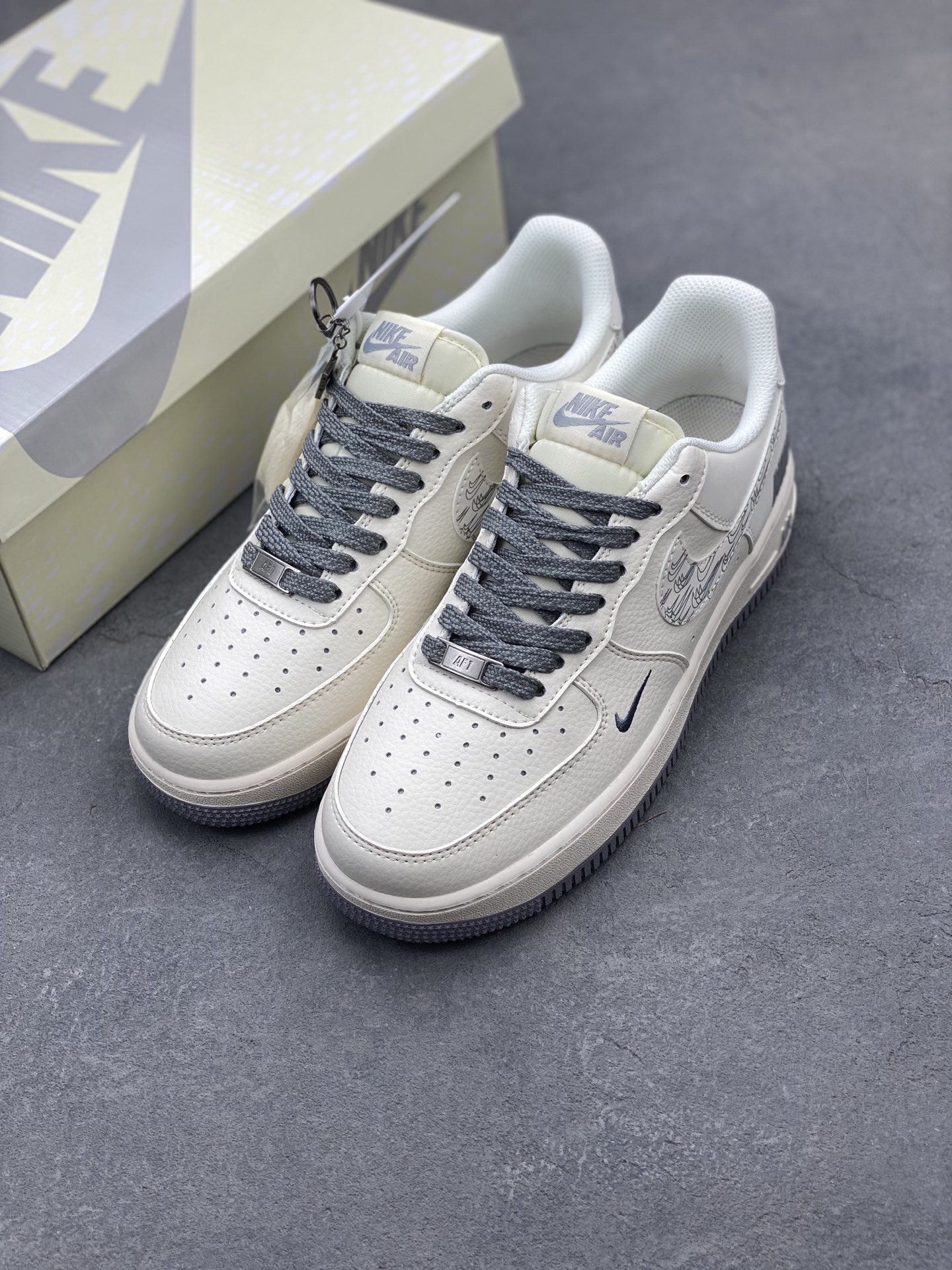 Nike Air Force 1 '07 Low Sneakers - Limited Edition, Premium Comfort 9 i1742487965536 2159 0 7
