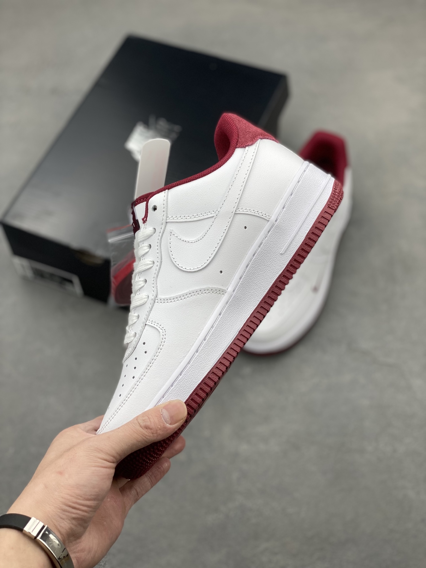 Nike Air Force 1 Low White Red - Original Edition with Air Cushioning 4 i1742488070178 6099 0 2