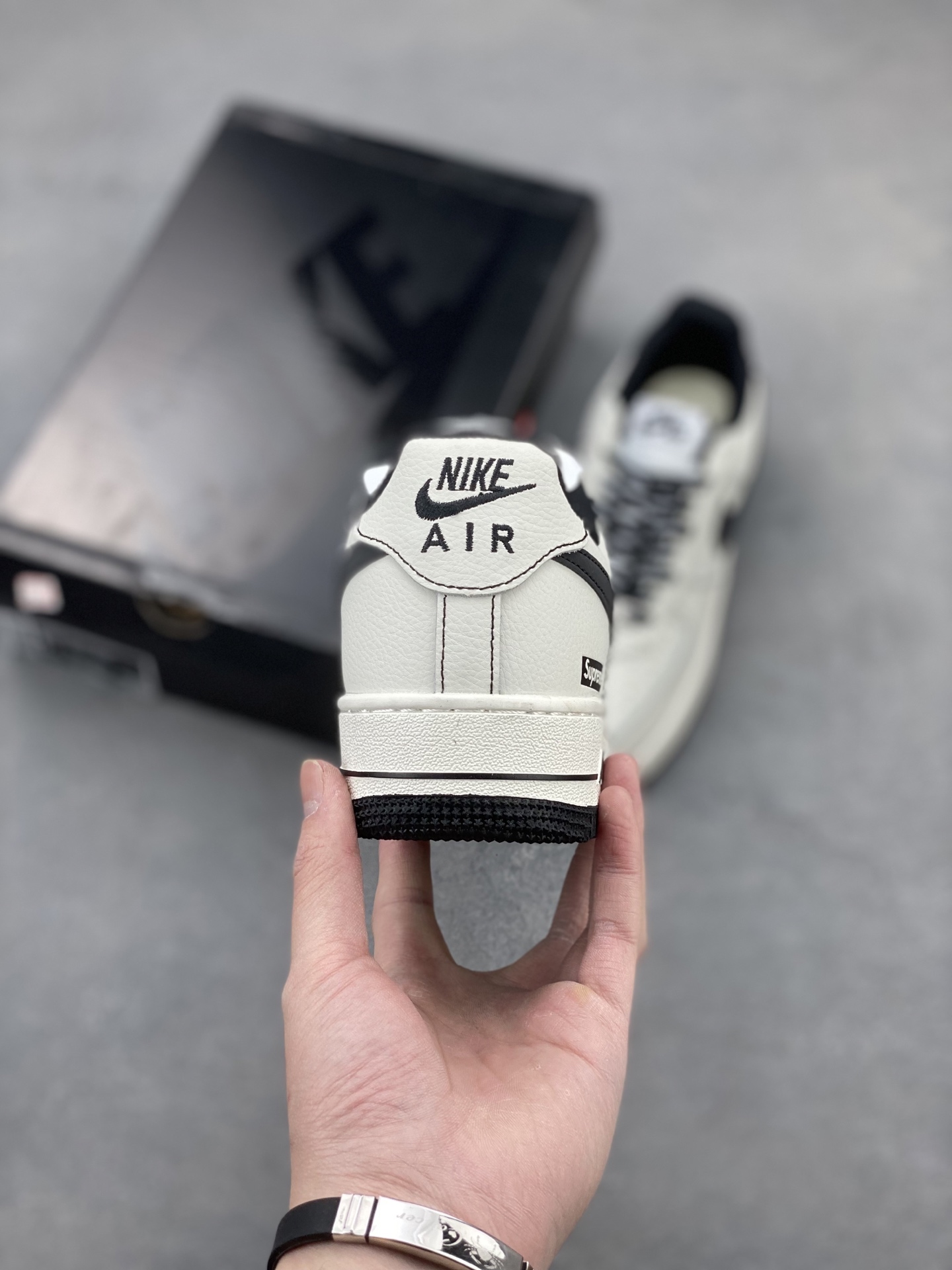 Nike Air Force 1 Low Retro SP Supreme Shoes Sneakers Casual BQ4424-100 5 i1742594559859 1439 0 3