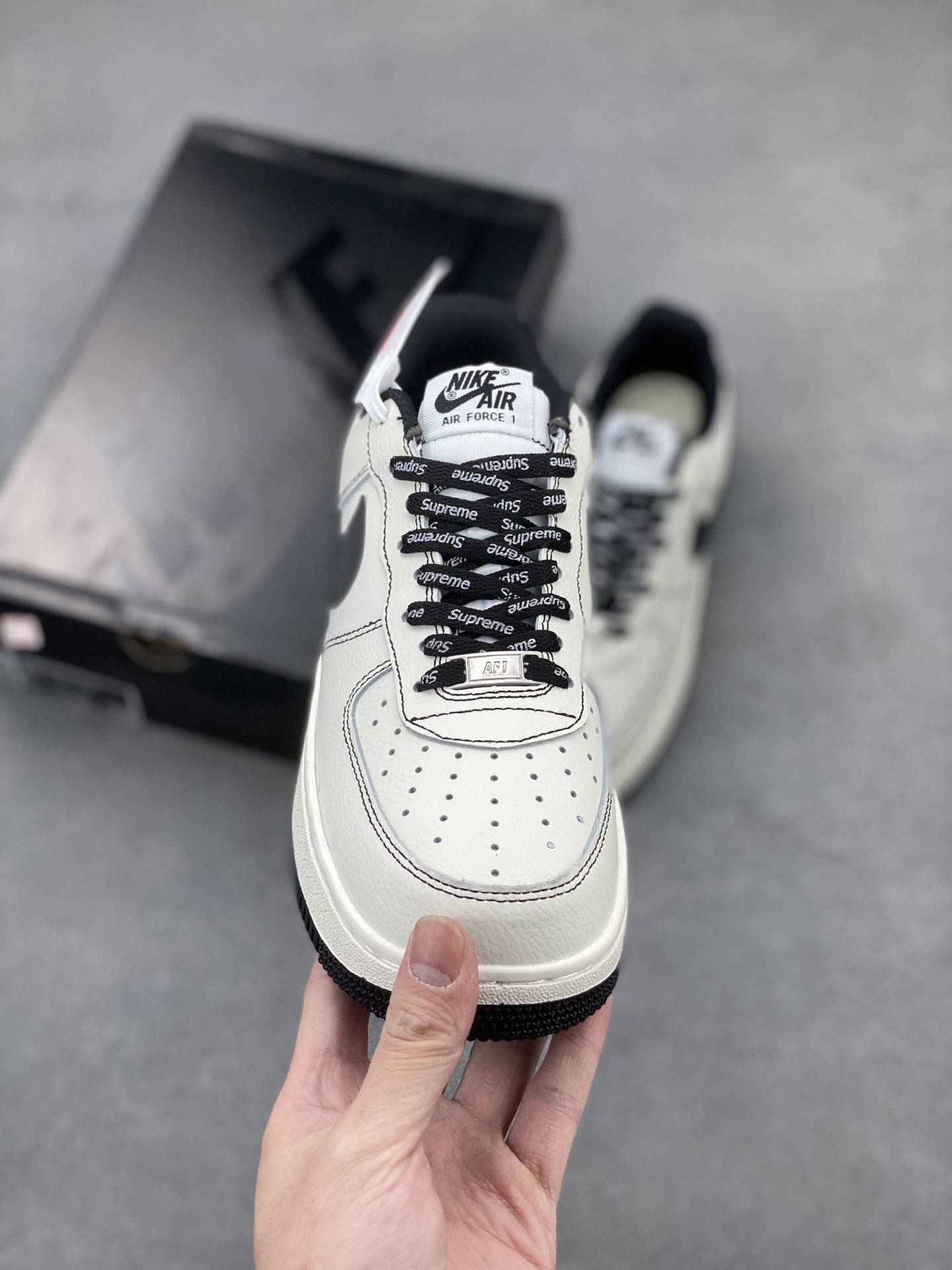 Nike Air Force 1 Low Retro SP Supreme Shoes Sneakers Casual BQ4424-100 3 i1742594564000 6309 0 1