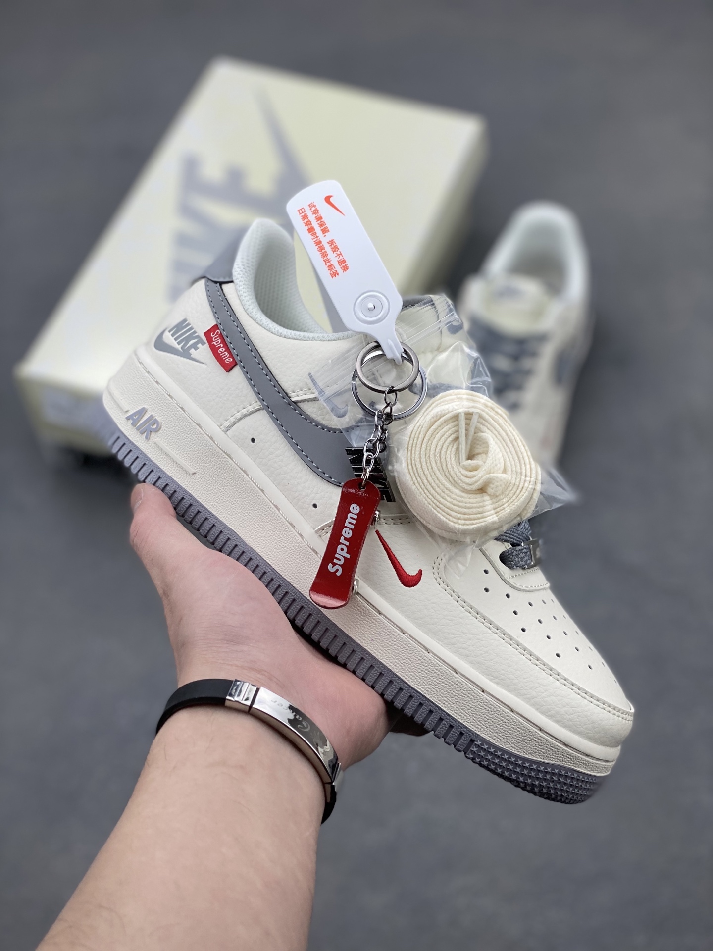 Nike Air Force 1 '07 Low Sneakers - Limited Edition, Premium Comfort 2 i1742659599824 1372 0 0