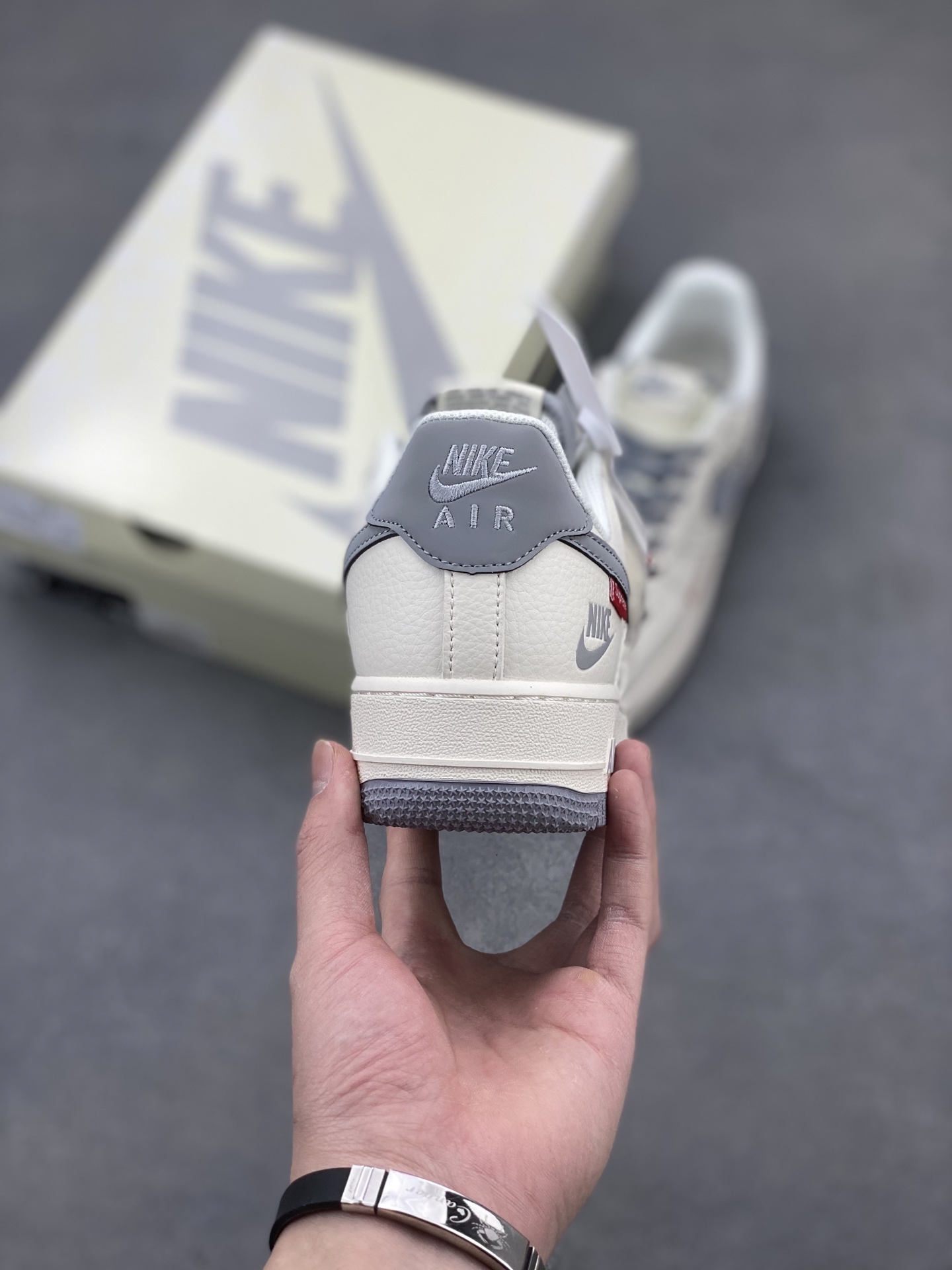 Nike Air Force 1 '07 Low Sneakers - Limited Edition, Premium Comfort 5 i1742659609351 5711 0 3