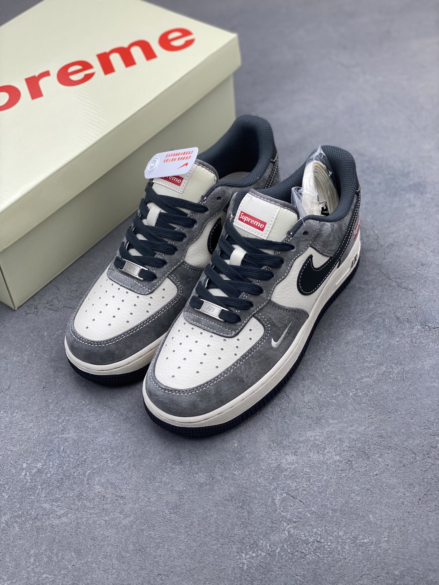 Nike Air Force 1 '07 Low Supreme Sneakers - Limited Edition, Comfortable Fit 9 i1742659659644 3455 0 7