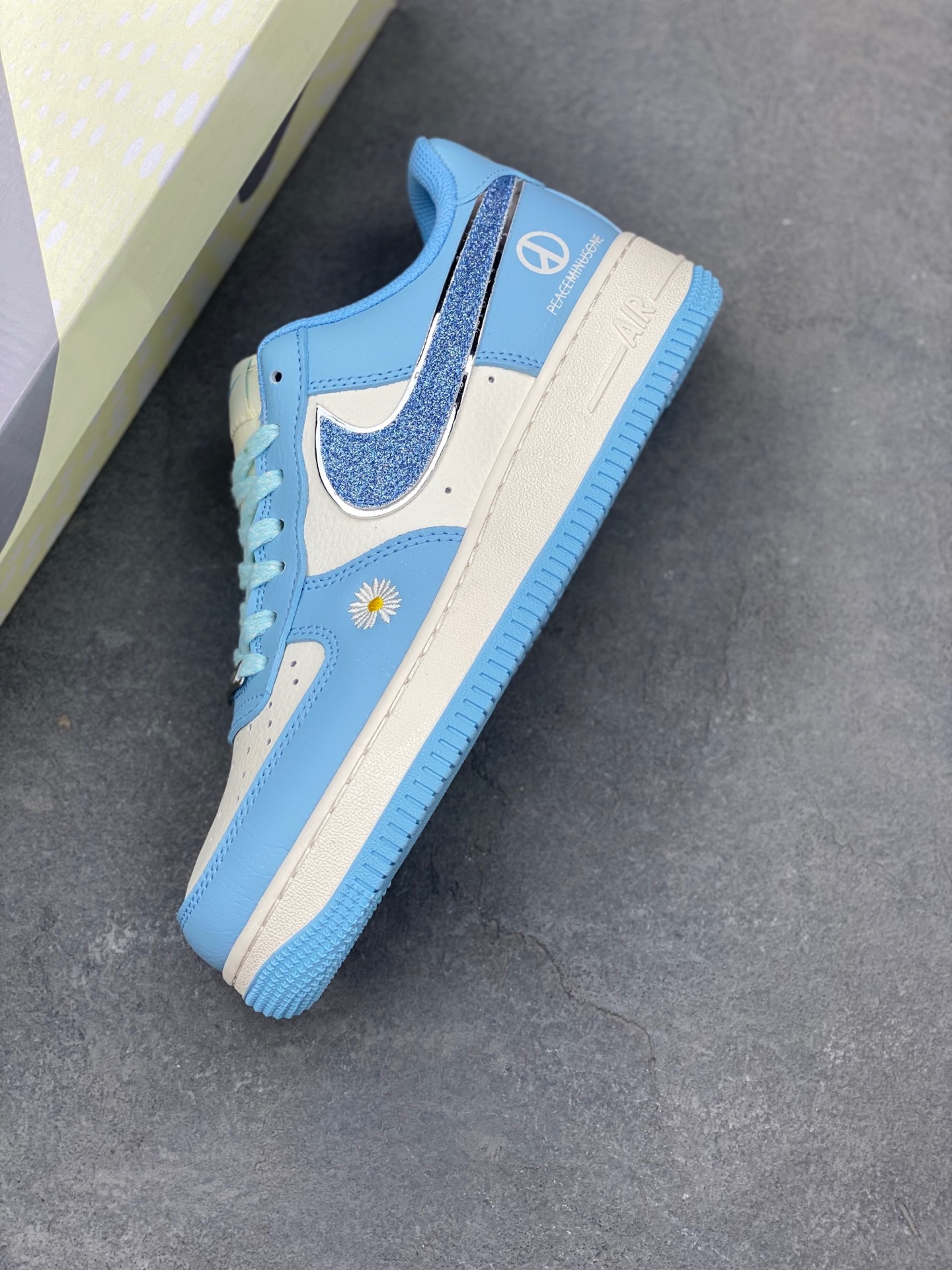 Nike Air Force 1 '07 Low Blue Sneakers Limited Edition 8 i1742659846741 6893