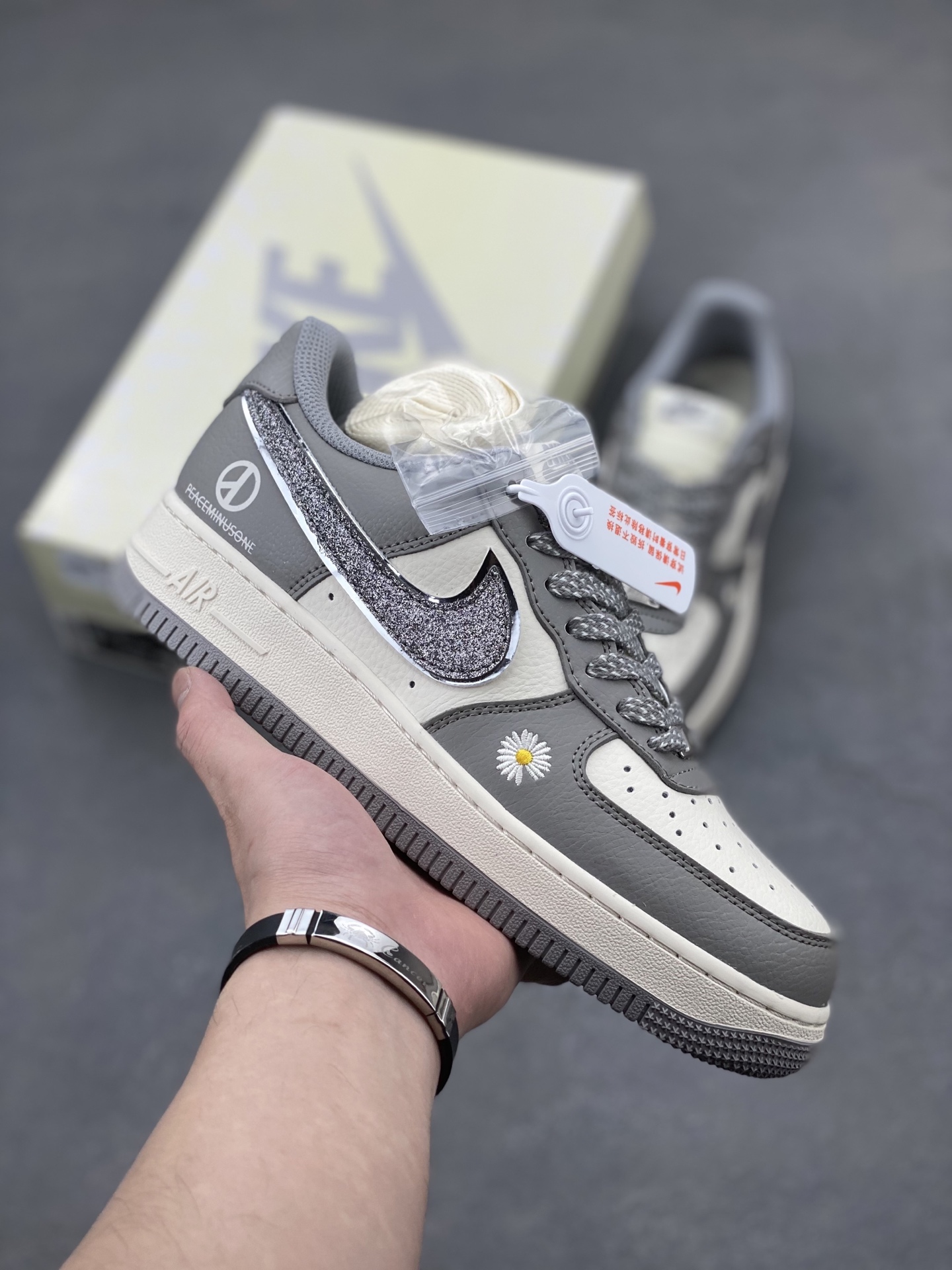 Nike Air Force 1 Low Peaceminusone Daisy Grey Sneakers QY6818-614 2 i1742834181798 3926 0 0
