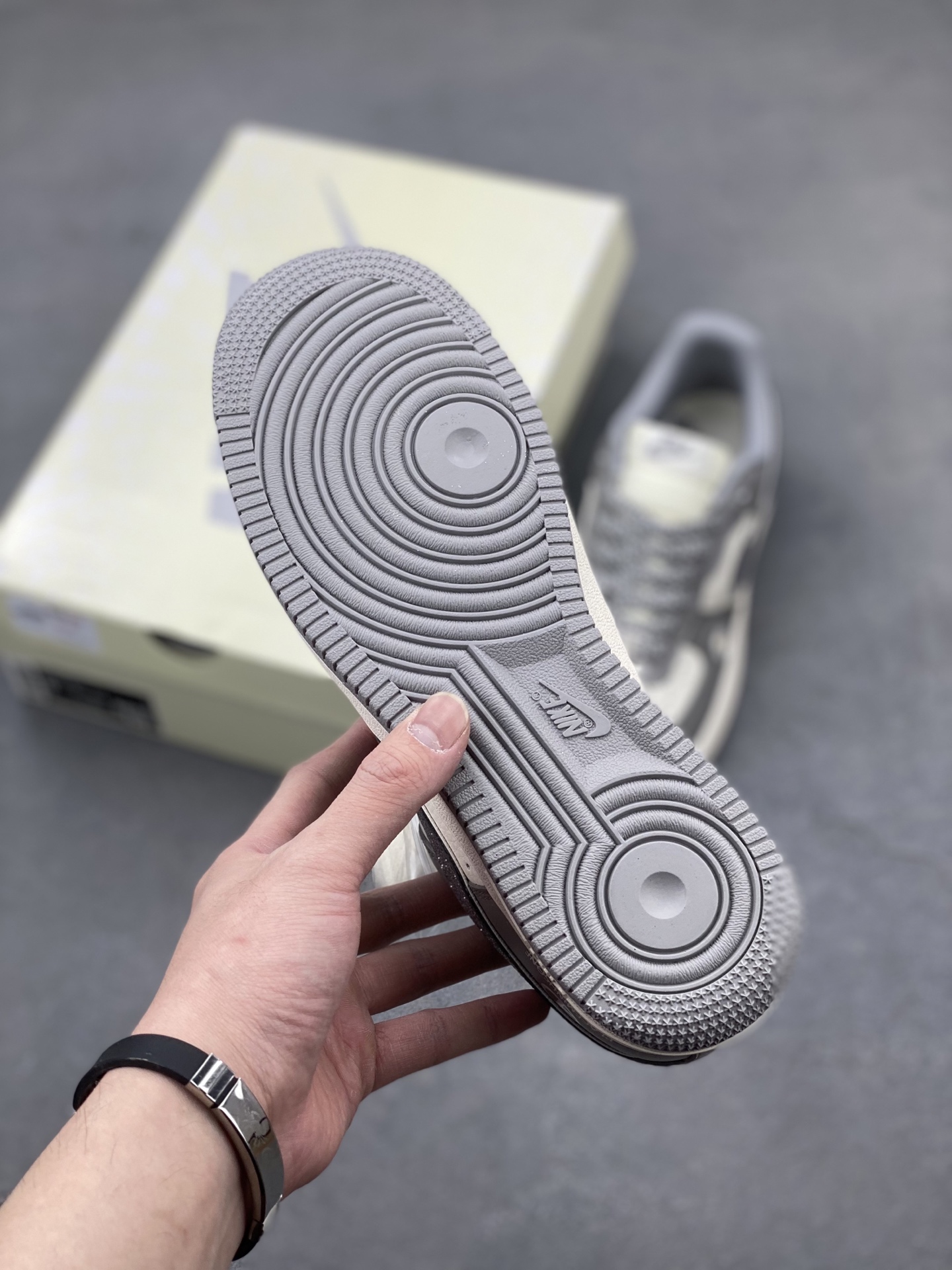 Nike Air Force 1 Low Peaceminusone Daisy Grey Sneakers QY6818-614 7 i1742834182683 7599 0 5