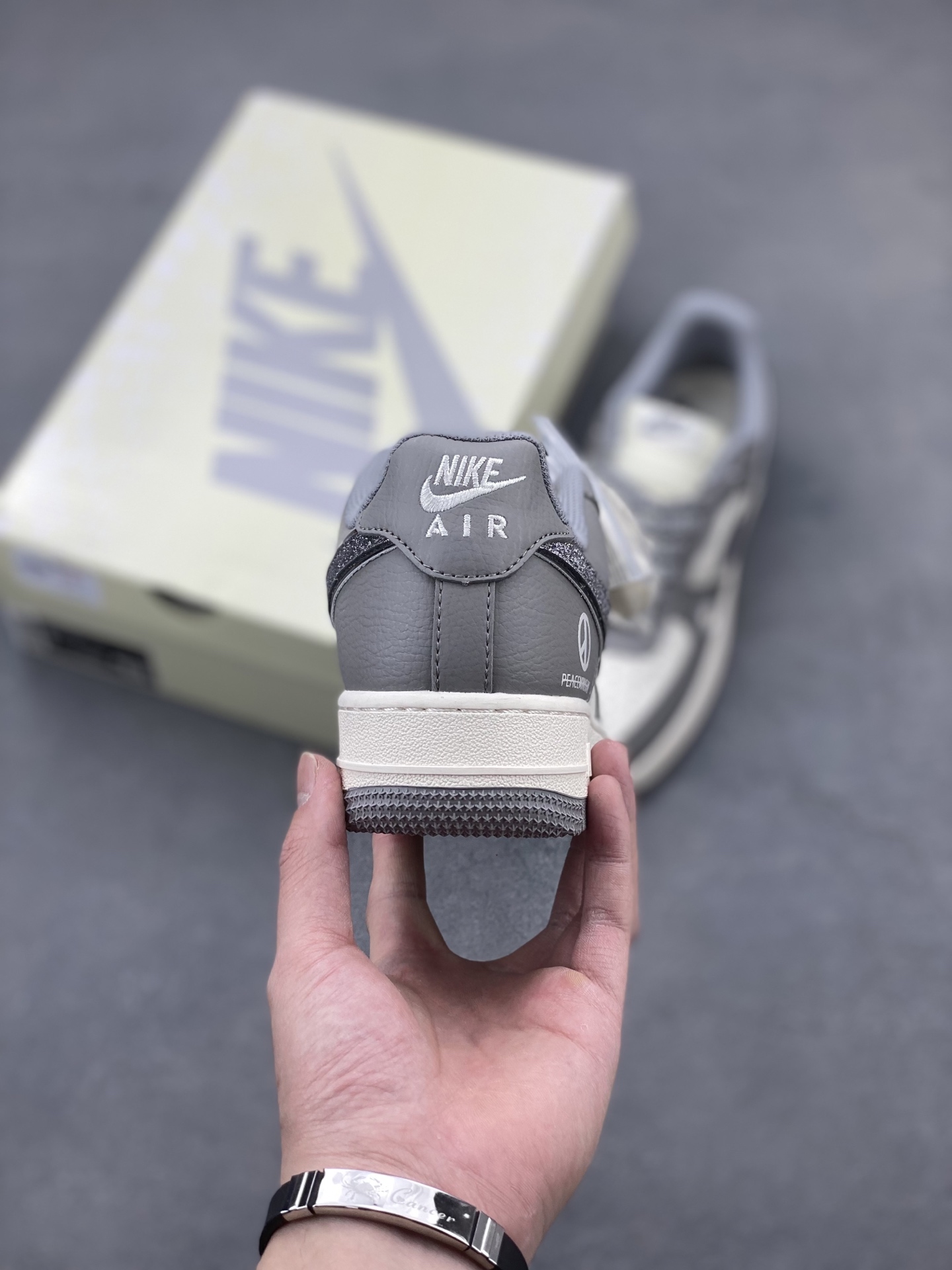 Nike Air Force 1 Low Peaceminusone Daisy Grey Sneakers QY6818-614 5 i1742834191599 9349 0 3