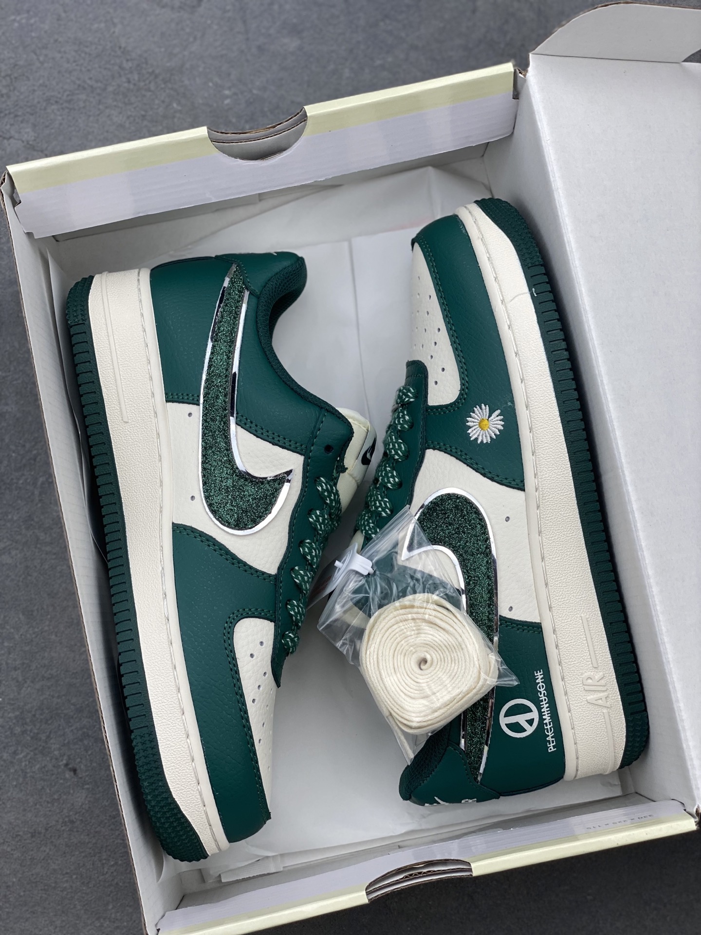 Nike Air Force 1 Low PeaceMinusOne Sneakers Shoes for Men and Women 10 i1742834237494 9898 0 8