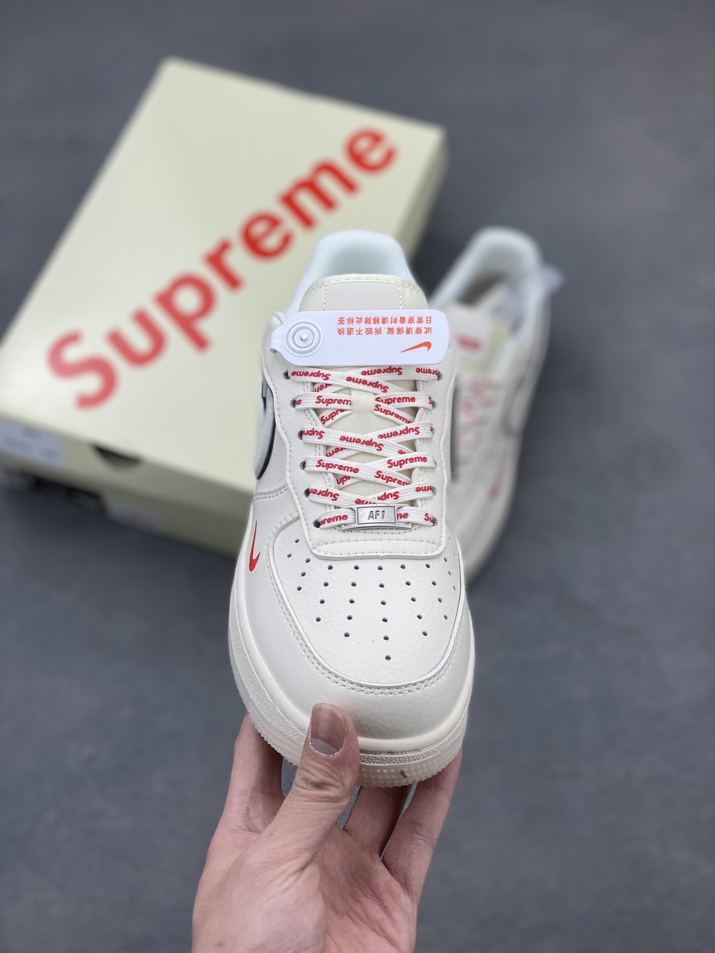 Nike Air Force 1 '07 Low Supreme Collab Sneakers - Cream/White 3 i1742834307400 9901 0 1