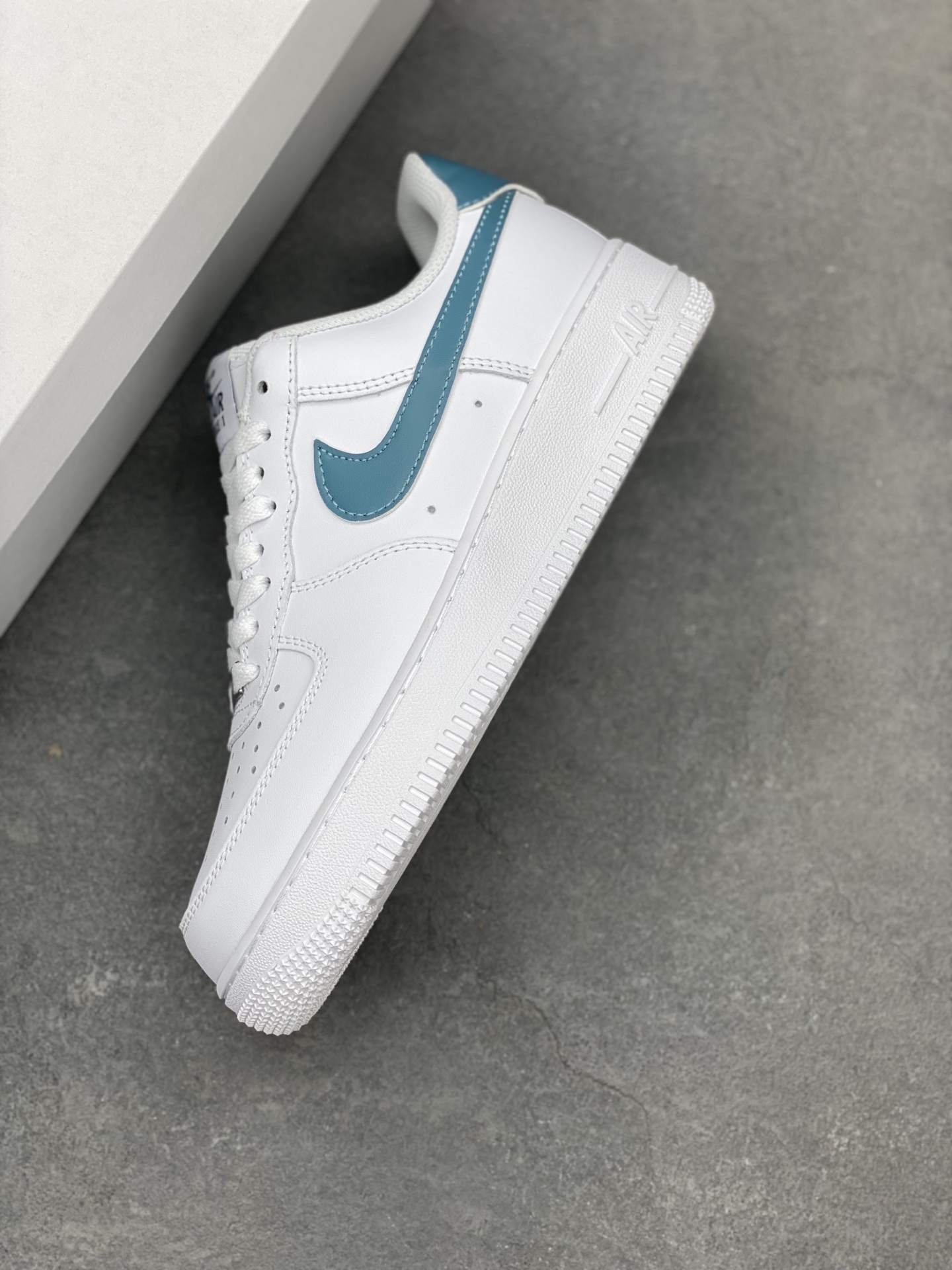 Nike Air Force 1 Low White Diffused Blue Casual Sneakers FJ4146-114 8 i1742835097490 4372 0 6