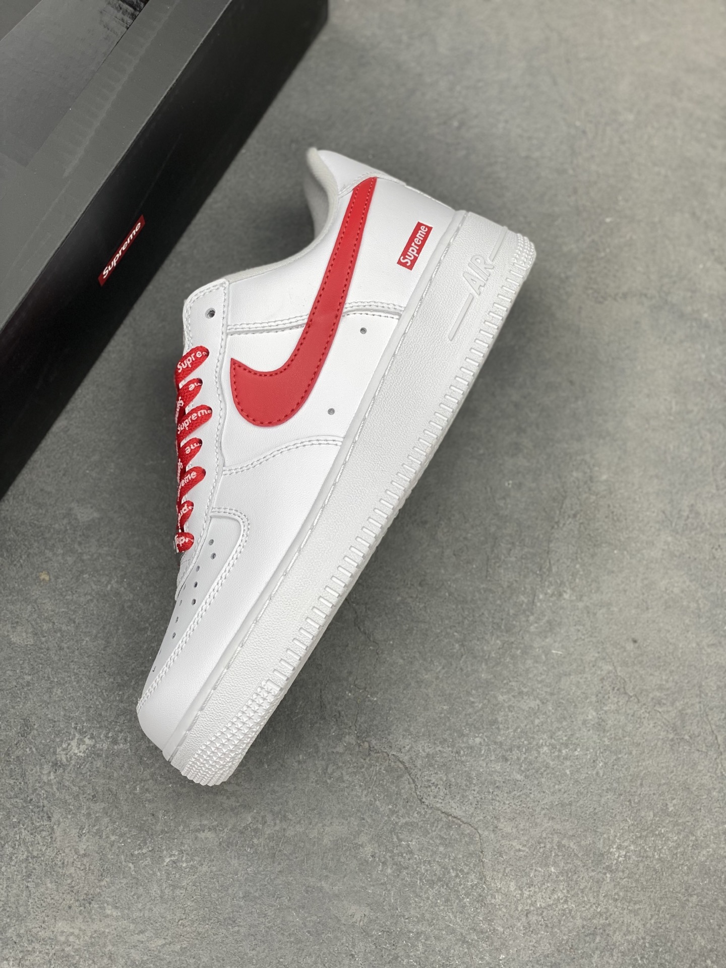 Nike Air Force 1 Low Supreme White Red CU9225-101 Sneakers 8 i1742835302458 5803 0 6