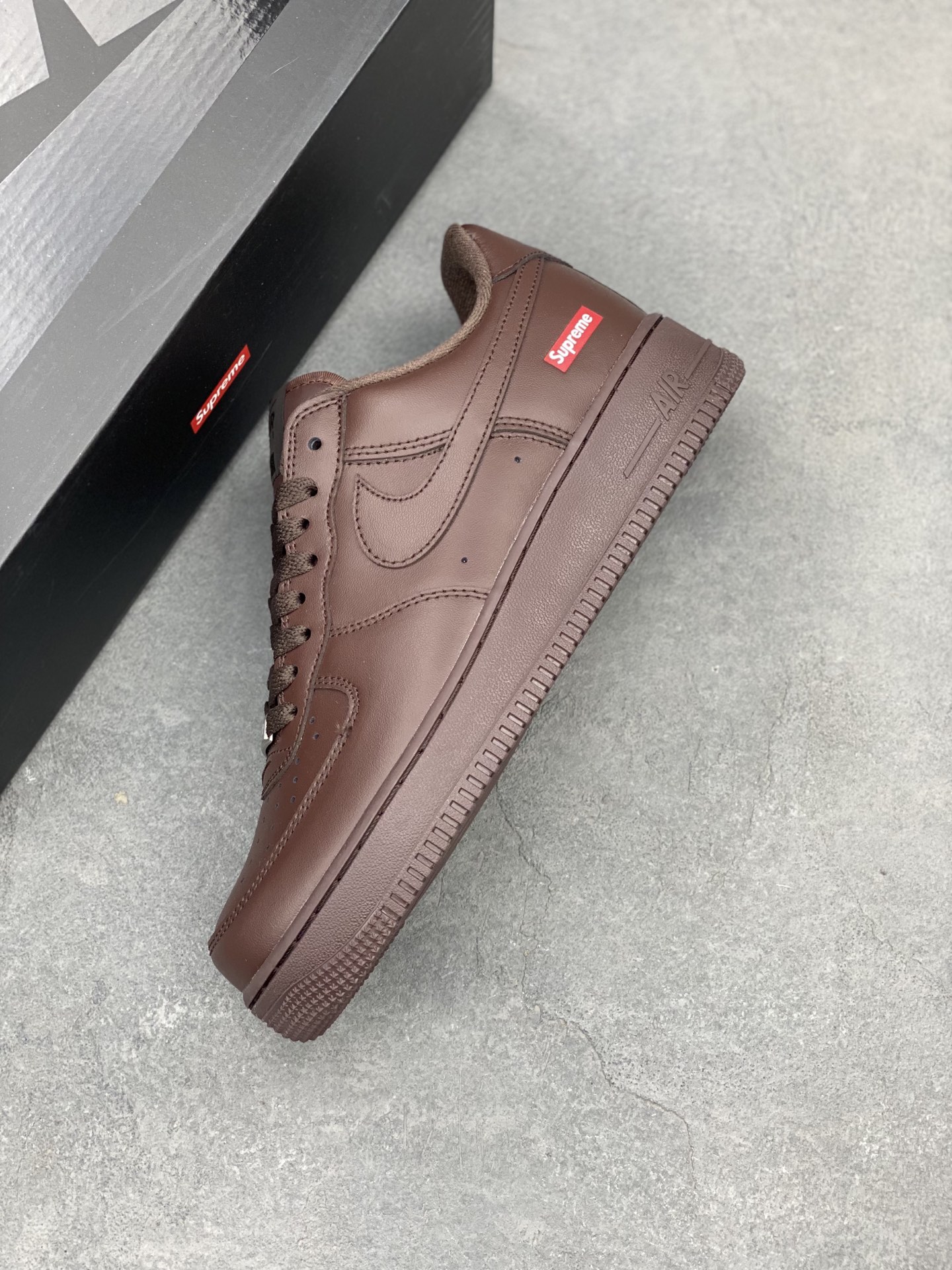 Nike Air Force 1 Low x Supreme CU9225-200 Brown Sneakers 8 i1742835483272 2444 0 6