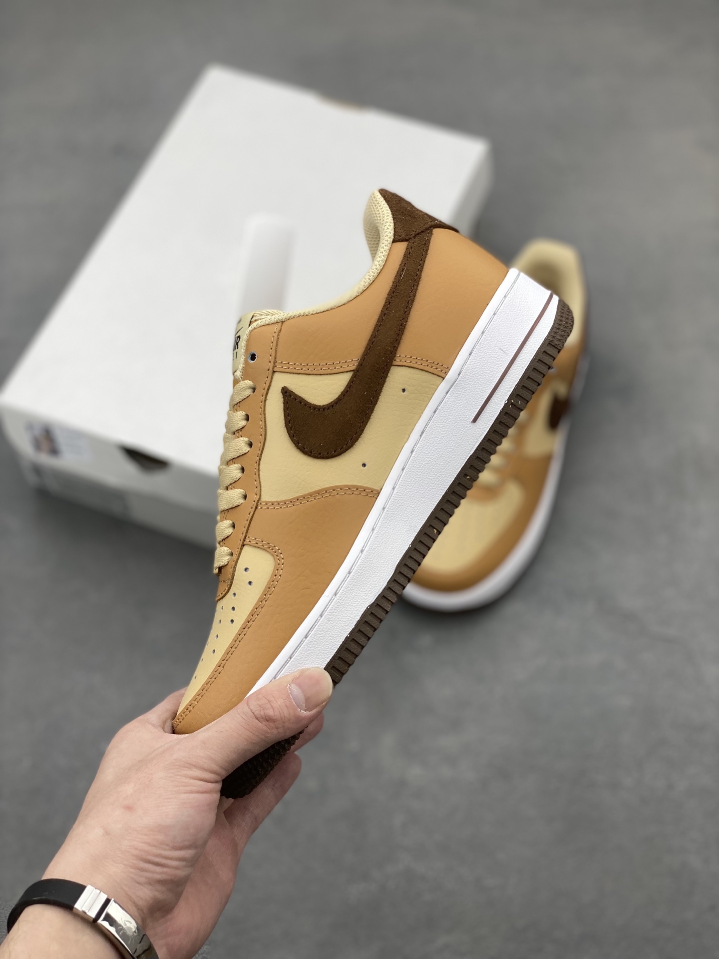 Nike Air Force 1 Low Casual Sneakers - Brown/White - Comfortable & Stylish 4 i1742835559788 157 0 2