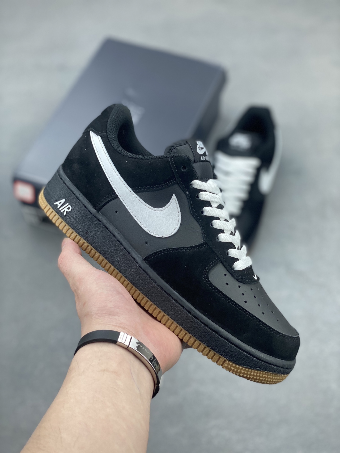 Nike Air Force 1 '07 Low Black/White Sneakers IB6388-001 Limited Edition 2 i1742918584573 2368 0 0