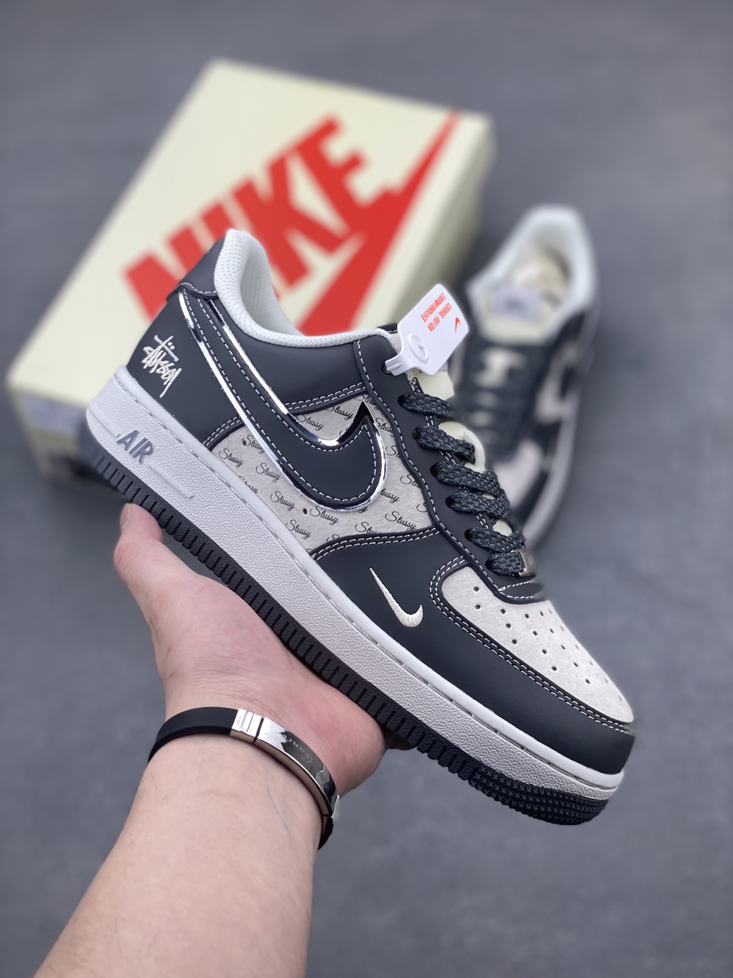 Nike Air Force 1 '07 Low Stussy Black Sneakers Limited Edition 2 i1742918826828 2585 0 0