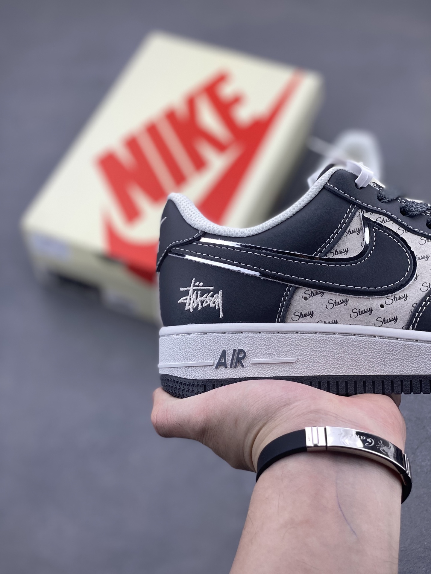 Nike Air Force 1 '07 Low Stussy Black Sneakers Limited Edition 6 i1742918829055 1889 0 4