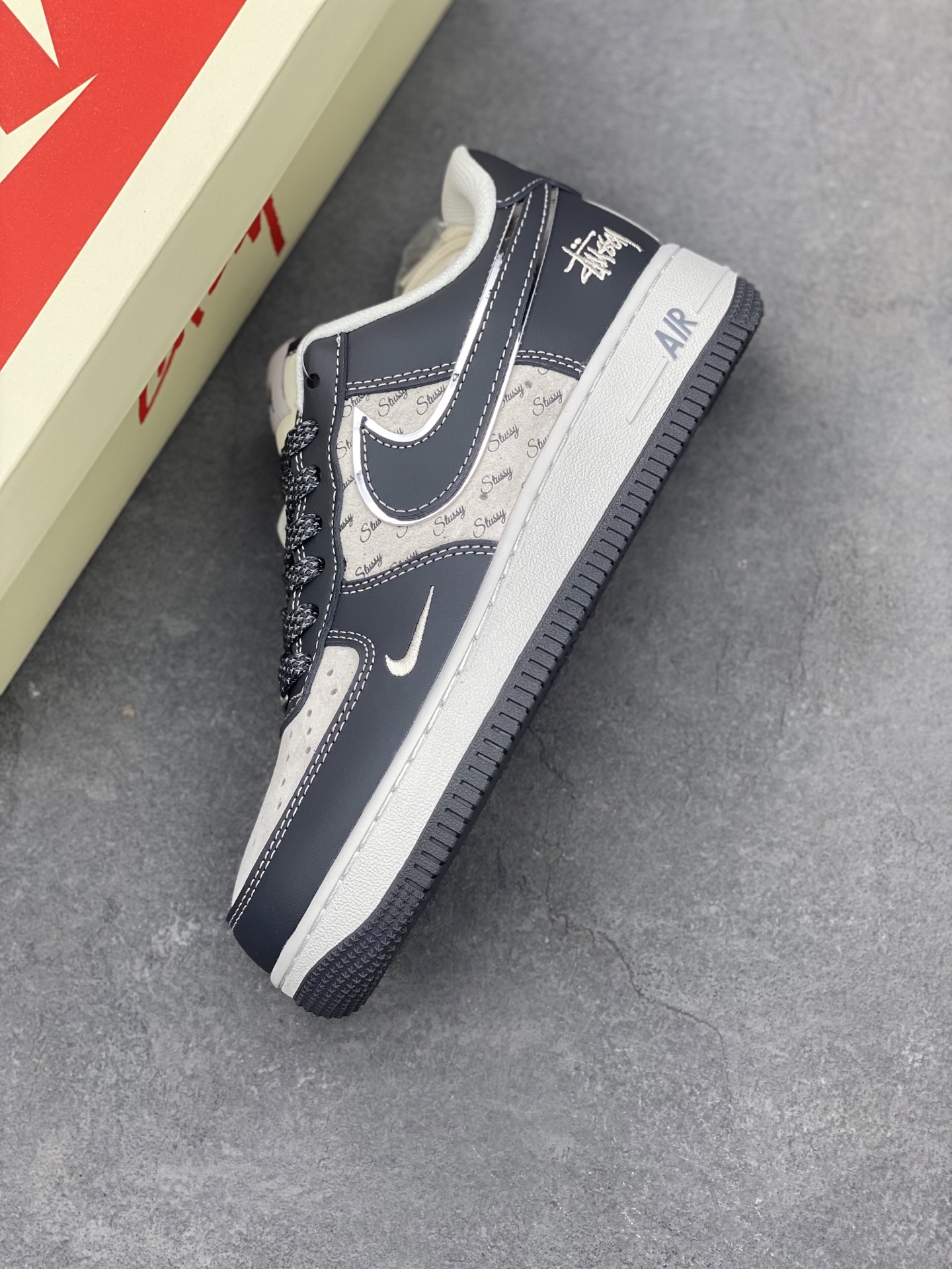Nike Air Force 1 '07 Low Stussy Black Sneakers Limited Edition 8 i1742918838049 9399 0 6