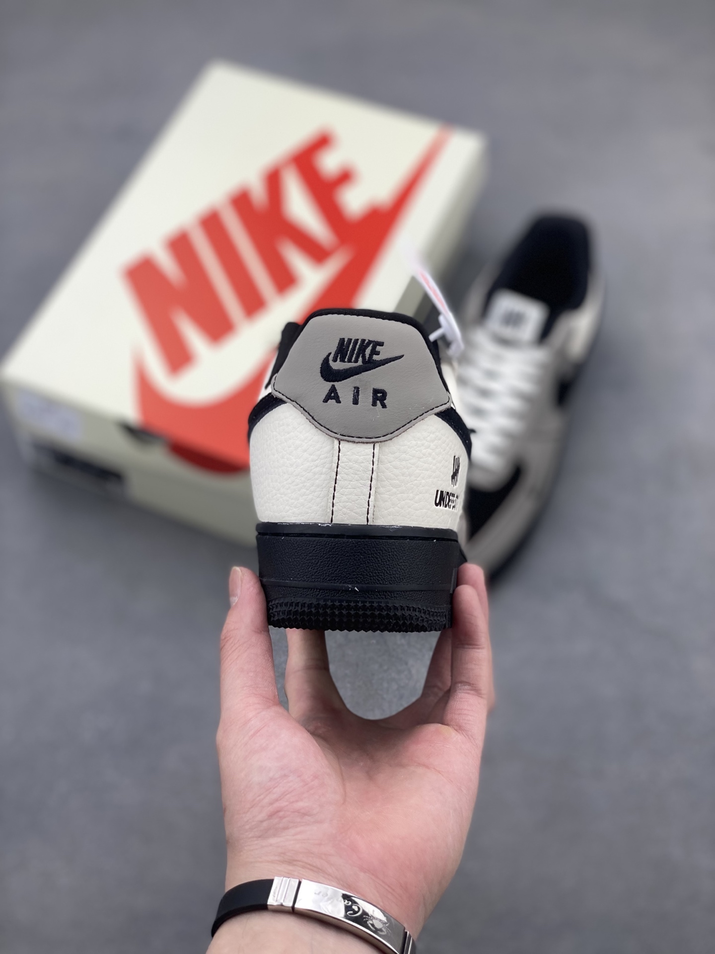Nike Air Force 1 '07 Low Undefeated, Leather Upper Shoes, Limited Edition 5 i1742918913768 2299 0 3