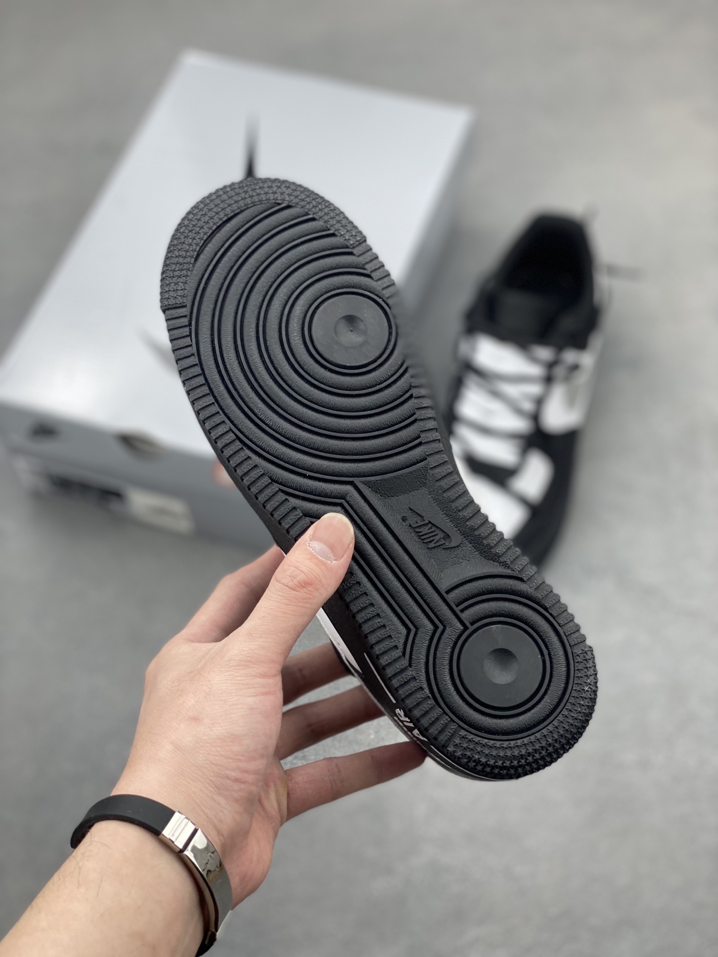Nike Air Force 1 '07 Low Black and White Limited Edition Sneakers 7 i1743006419964 3343 0 5