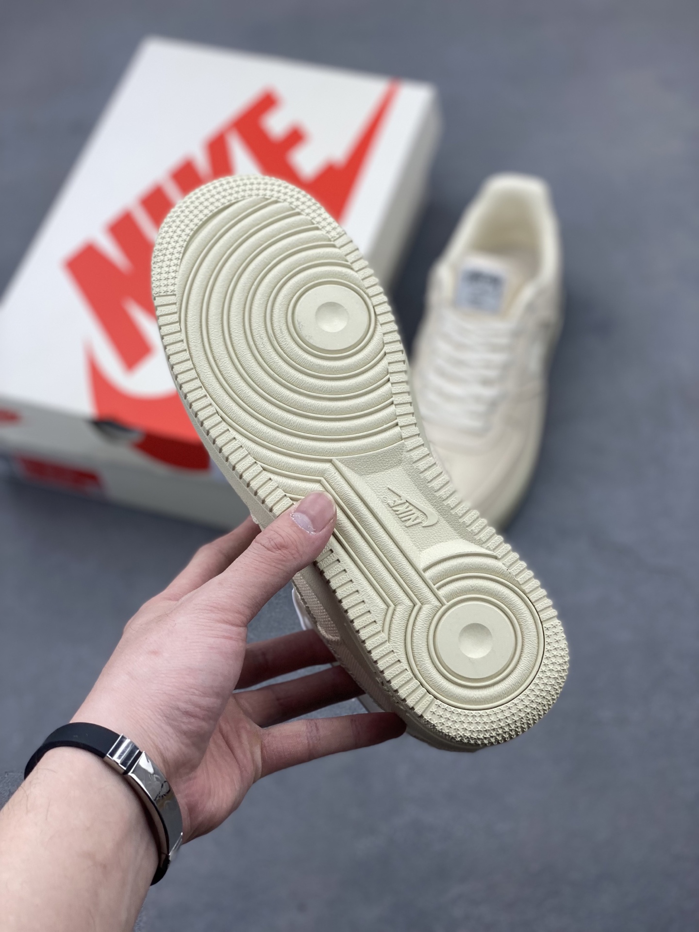 Nike Air Force 1 '07 Low Sneakers - Limited Edition, Premium Comfort 7 i1743006510904 3389 0 5
