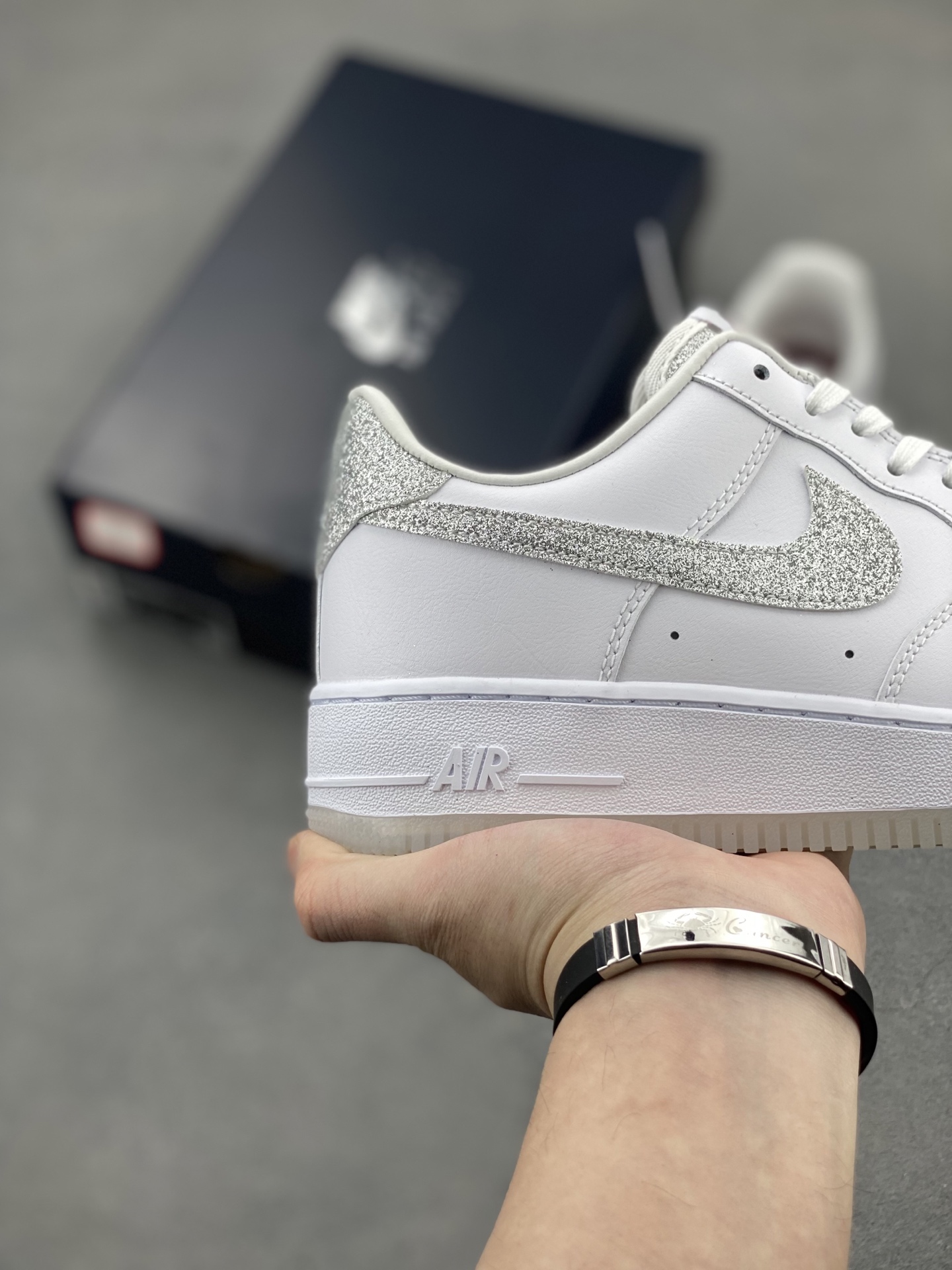 Nike Air Force 1 '07 Low White/Silver Glitter Women's Sneakers 6 i1743006561565 6600 0 4