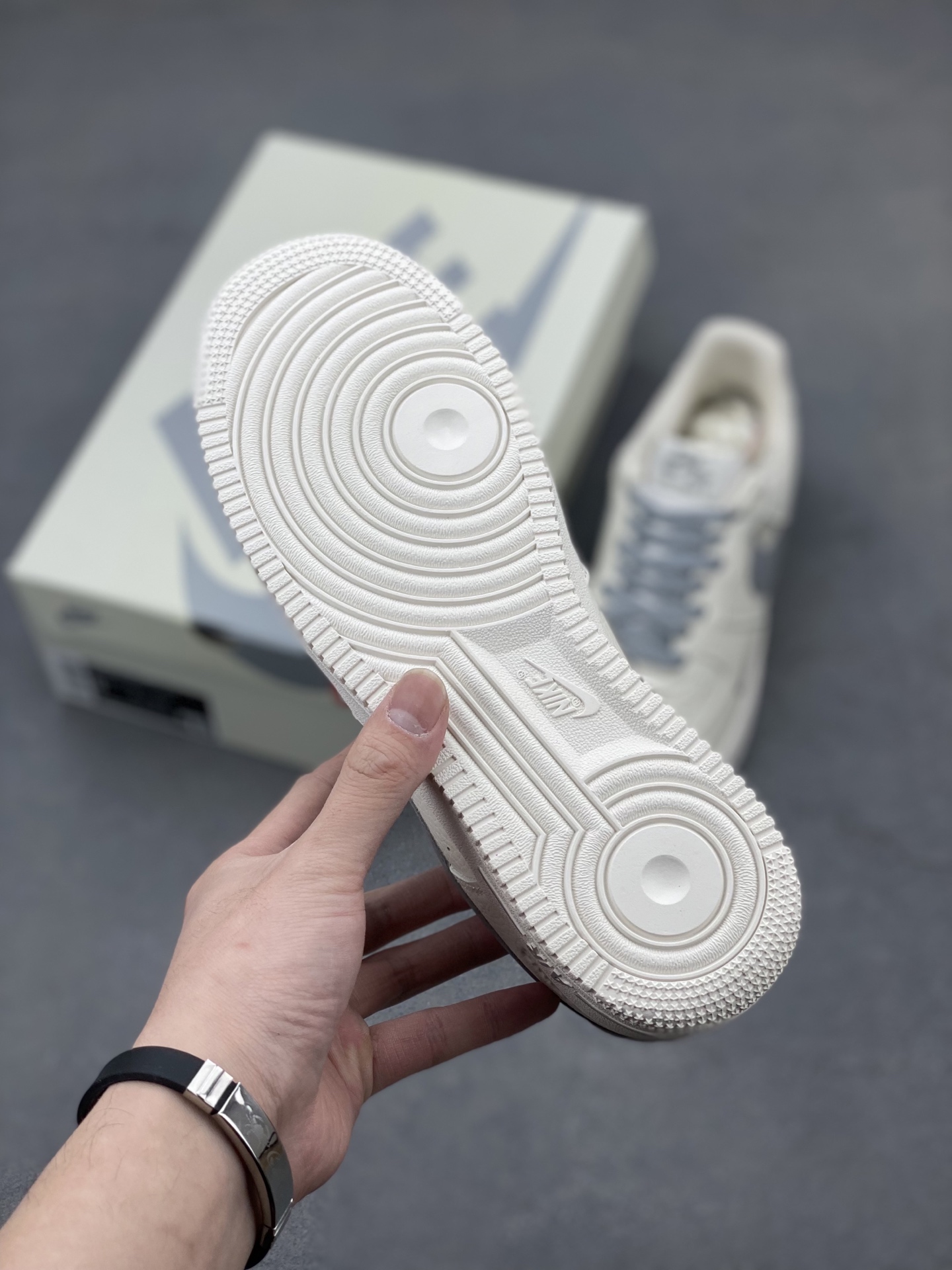 Nike Air Force 1 '07 Low Sneakers - Limited Edition, Premium Comfort 7 i1743179591593 1346 0 5