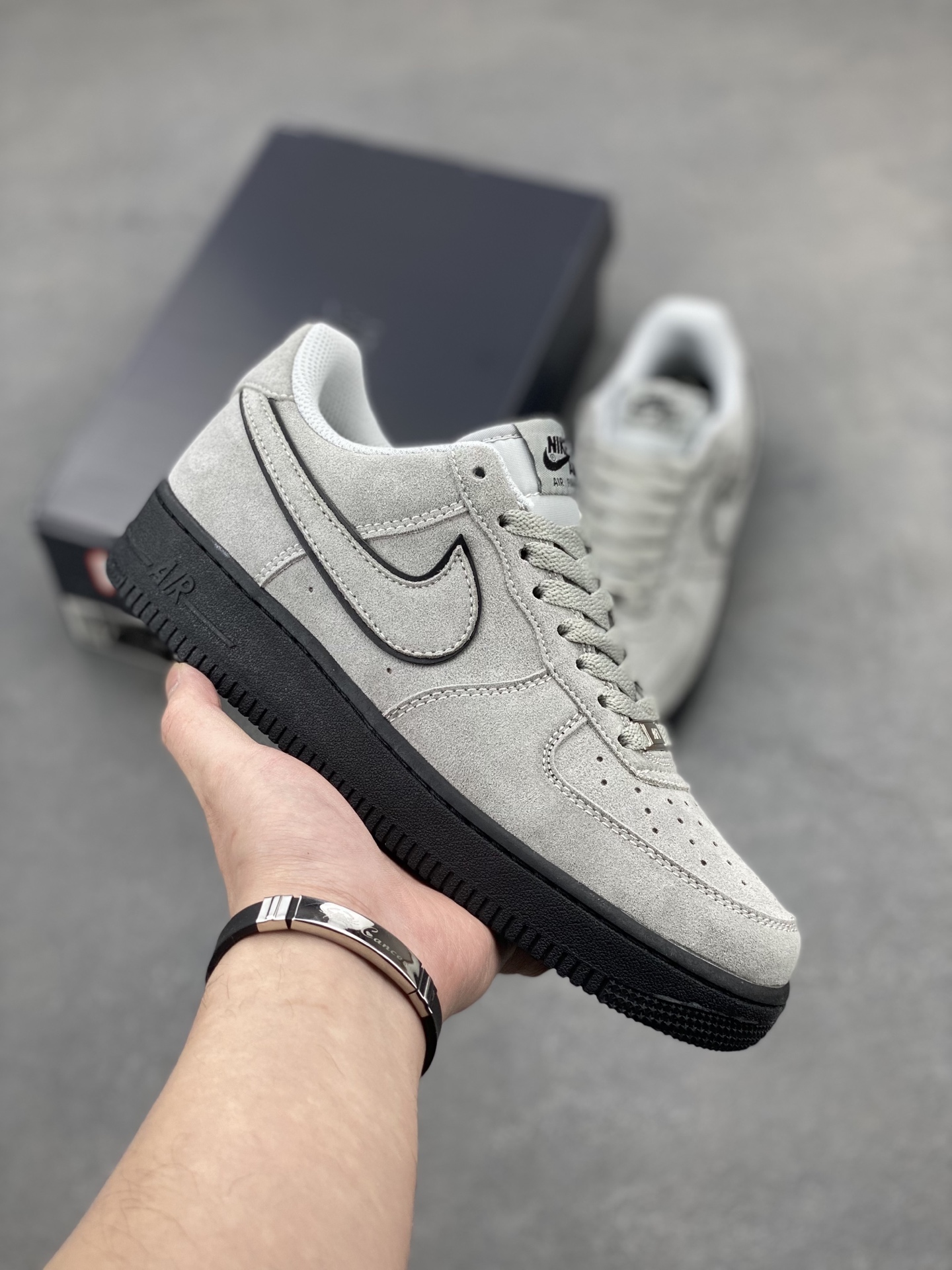 Nike Air Force 1 '07 Low Grey Suede Black Sole HQ1966-001 Sneakers 2 i1743179707416 7071 0 0