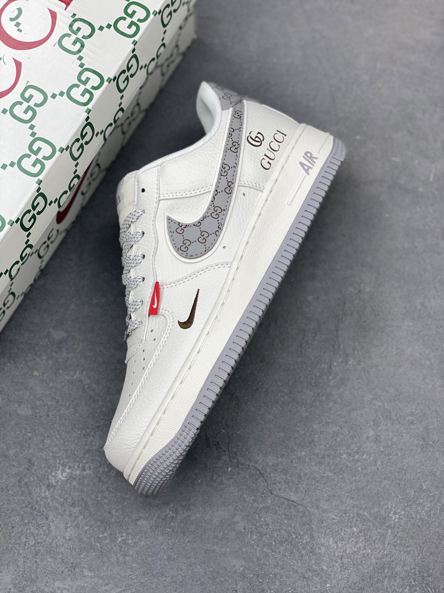 Nike Air Force 1 '07 Low Sneakers - Limited Edition, Company Grade 8 i1743277893717 25 0 6