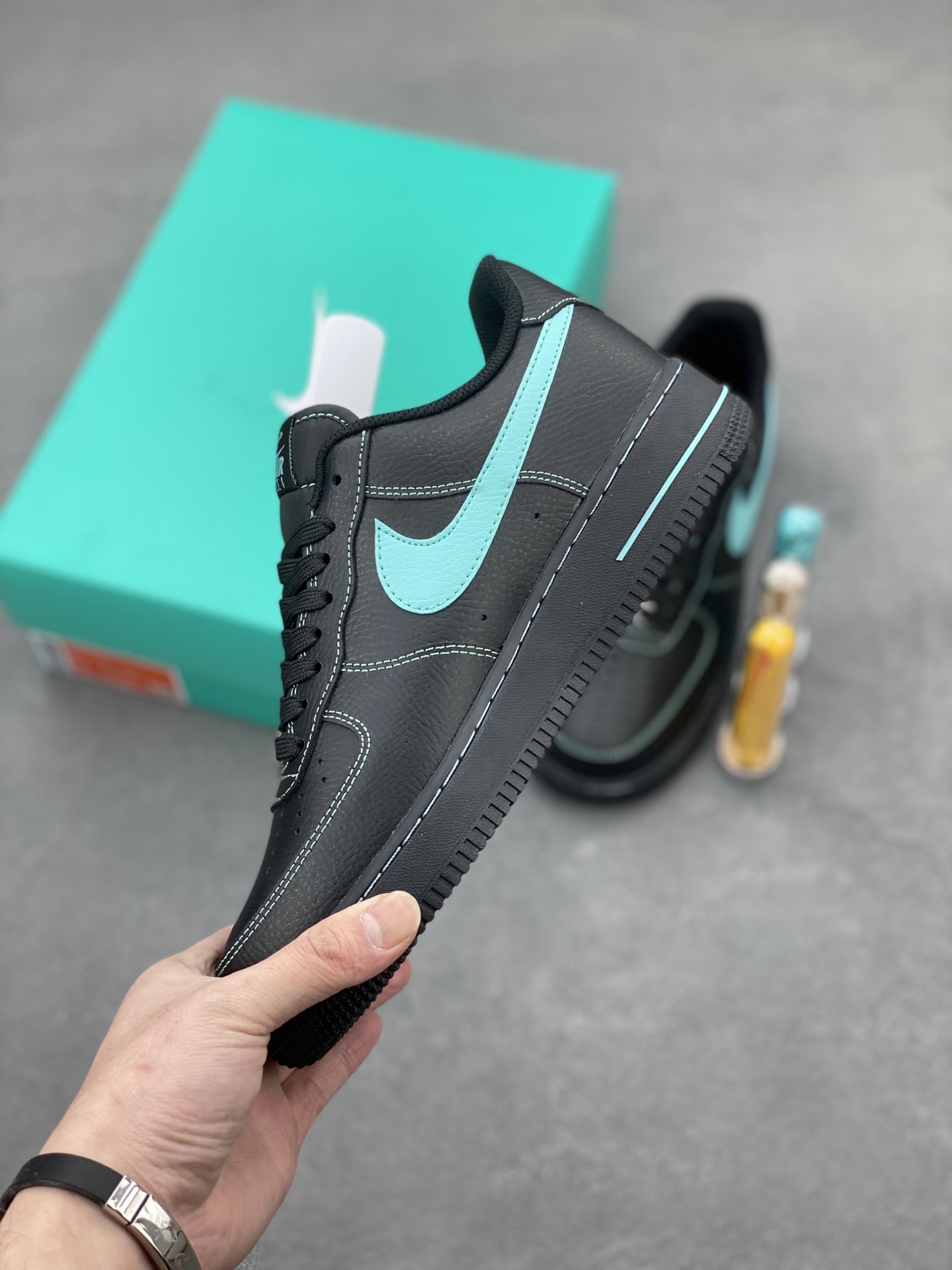 Nike Air Force 1 '07 Low Black Tiffany Custom Sneakers HQ2037-002 4 i1743279393473 833 0 2