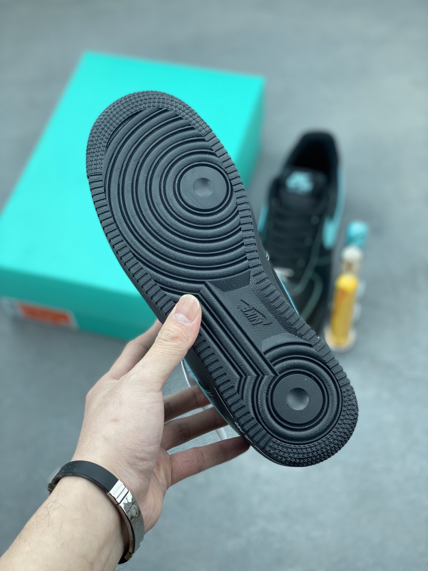 Nike Air Force 1 '07 Low Black Tiffany Custom Sneakers HQ2037-002 7 i1743279397758 3070 0 5