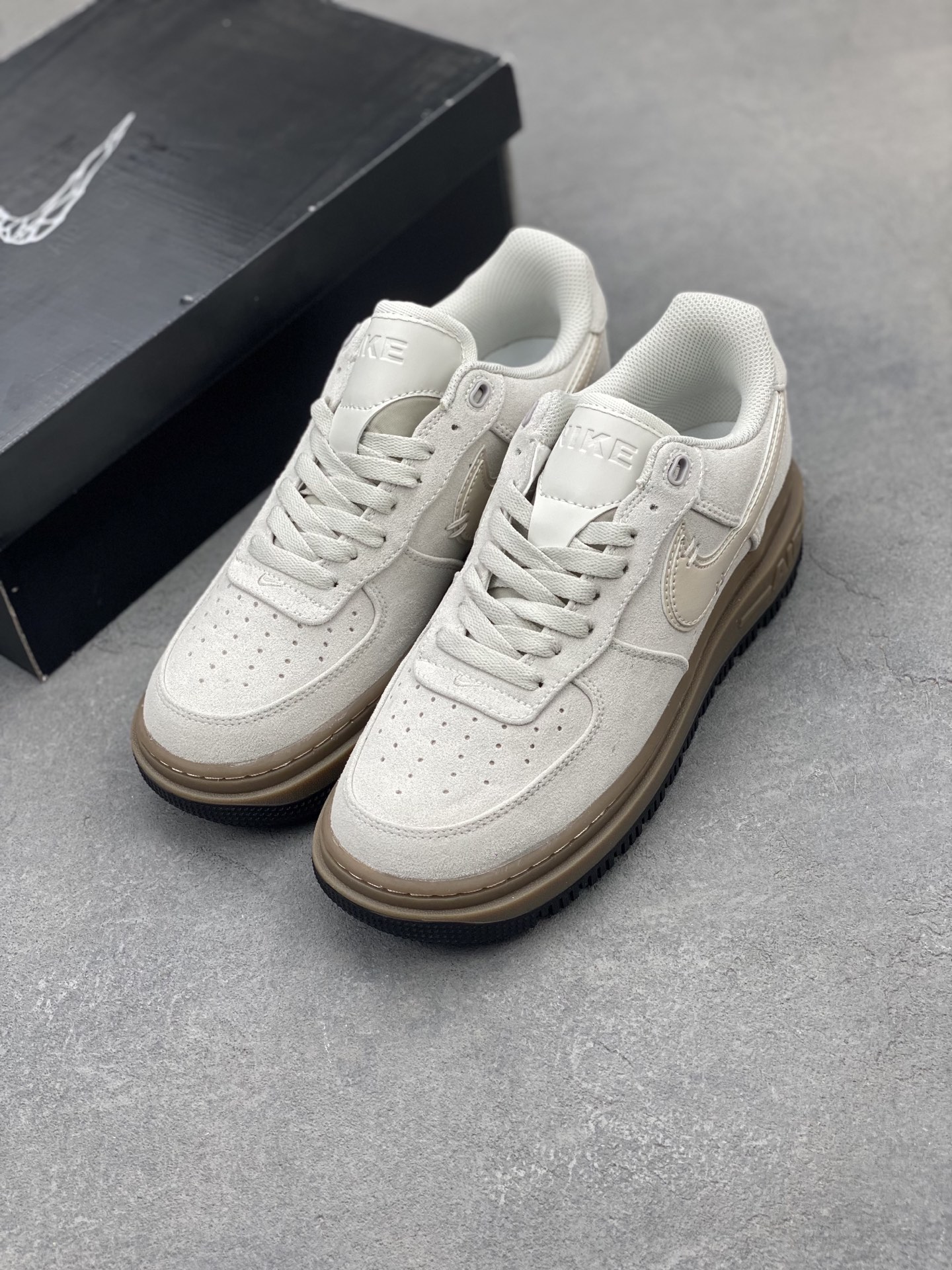 Nike Air Force 1 '07 Low Sneakers - Limited Edition, Premium Craftsmanship 9 i1743279440508 5363 0 7