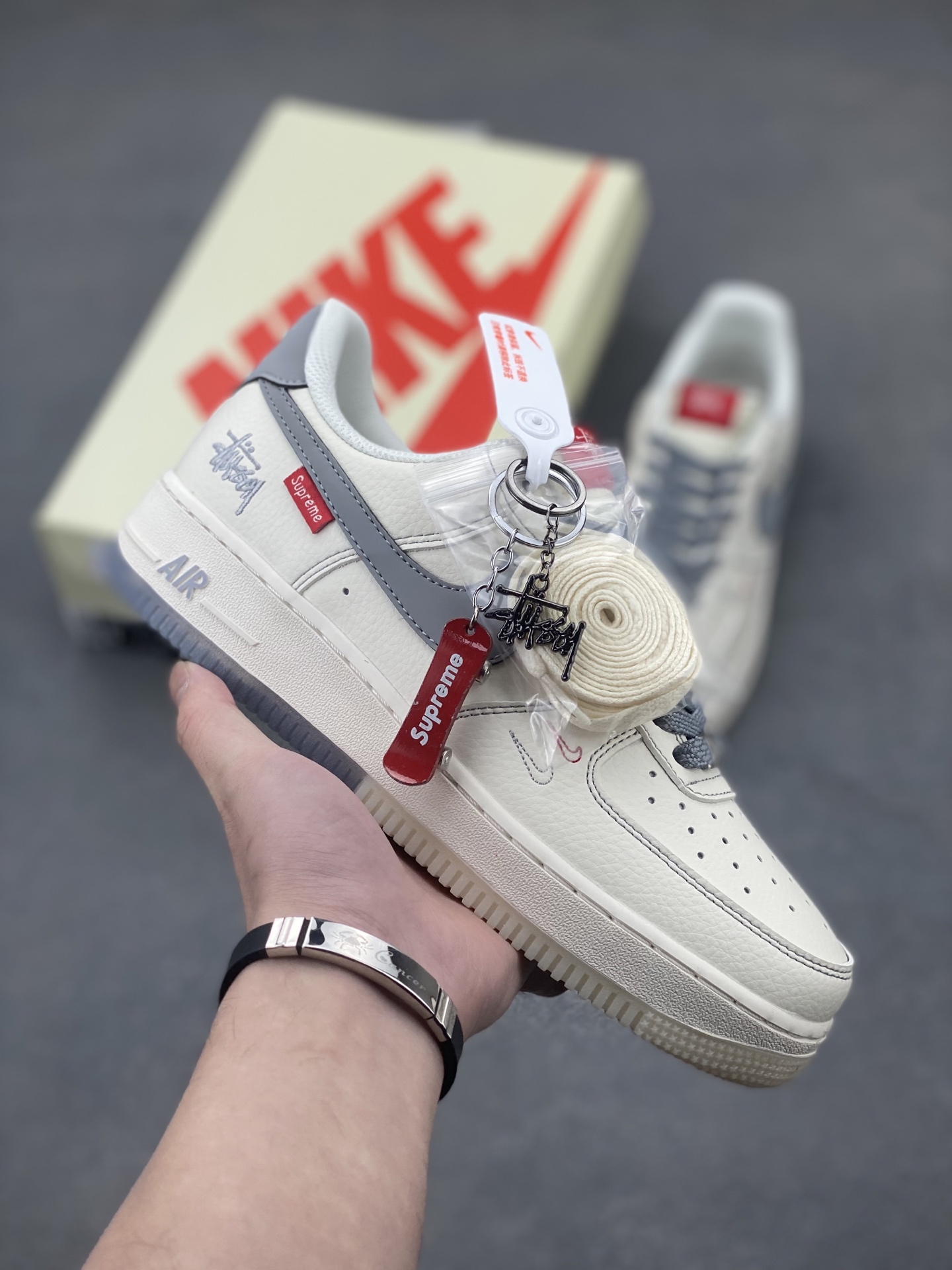 Nike Air Force 1 '07 Low White/Grey Sneakers Limited Edition 2 i1743350740104 2055 0 0