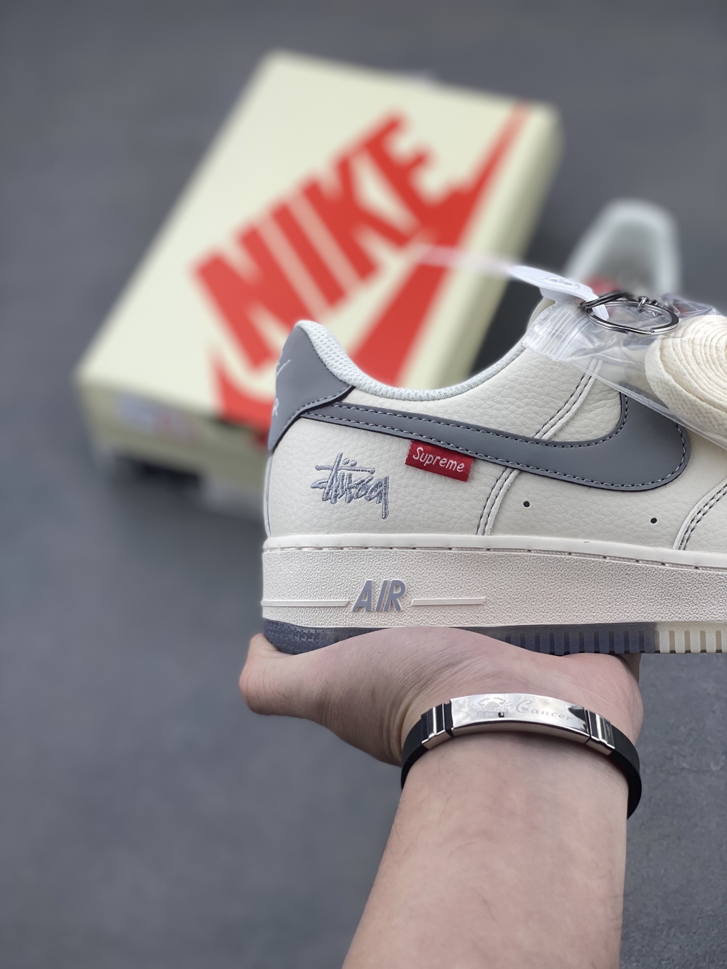Nike Air Force 1 '07 Low White/Grey Sneakers Limited Edition 6 i1743350741226 3546 0 4