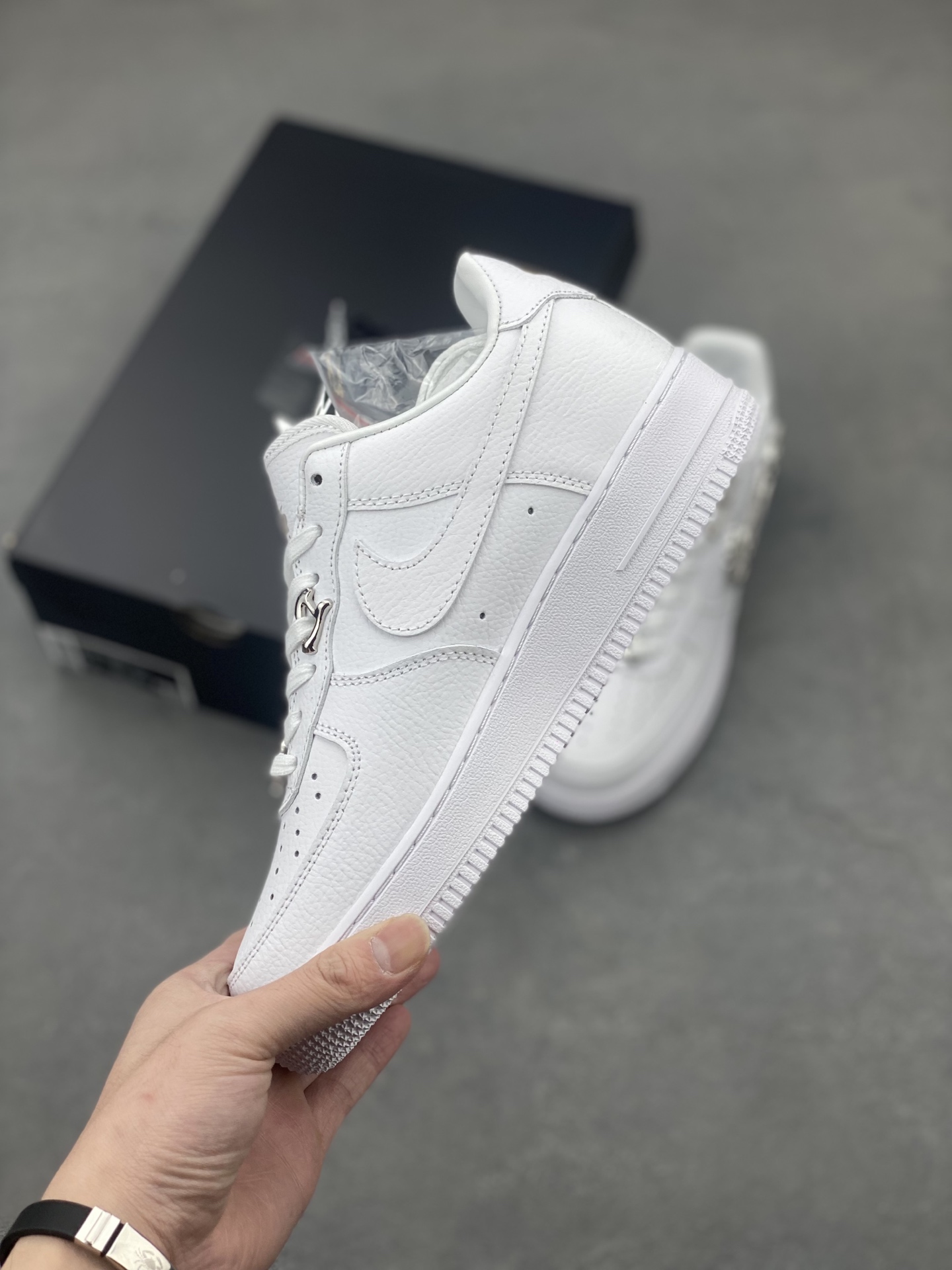 Nike Air Force 1 '07 Low Liquid Metal White Shoes Lifetime Warranty 4 i1743350980243 6081 0 2