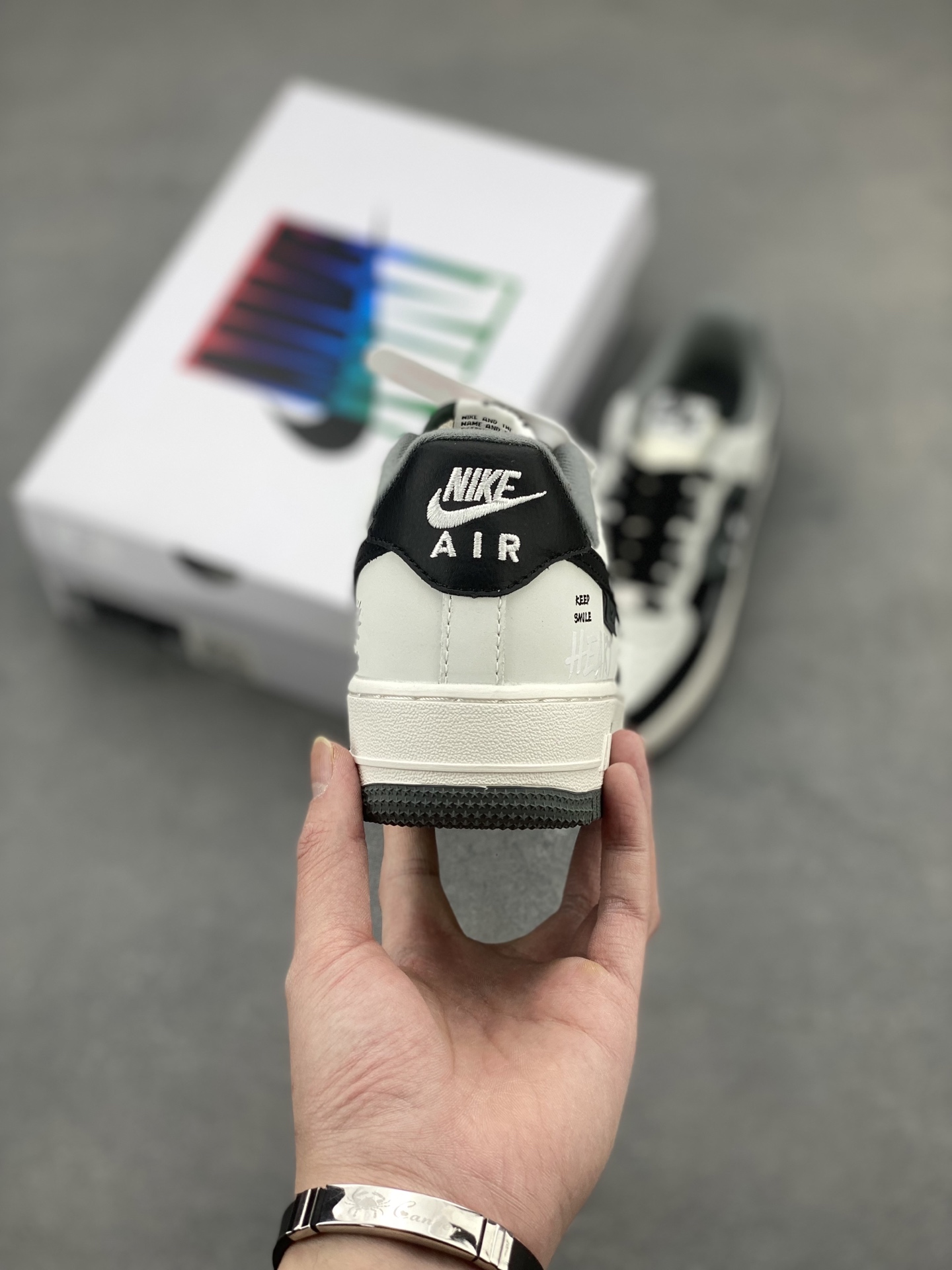 Nike Air Force 1 '07 Low Sneakers Limited Edition - DB3301-660 5 i1743538660025 6322 0 3