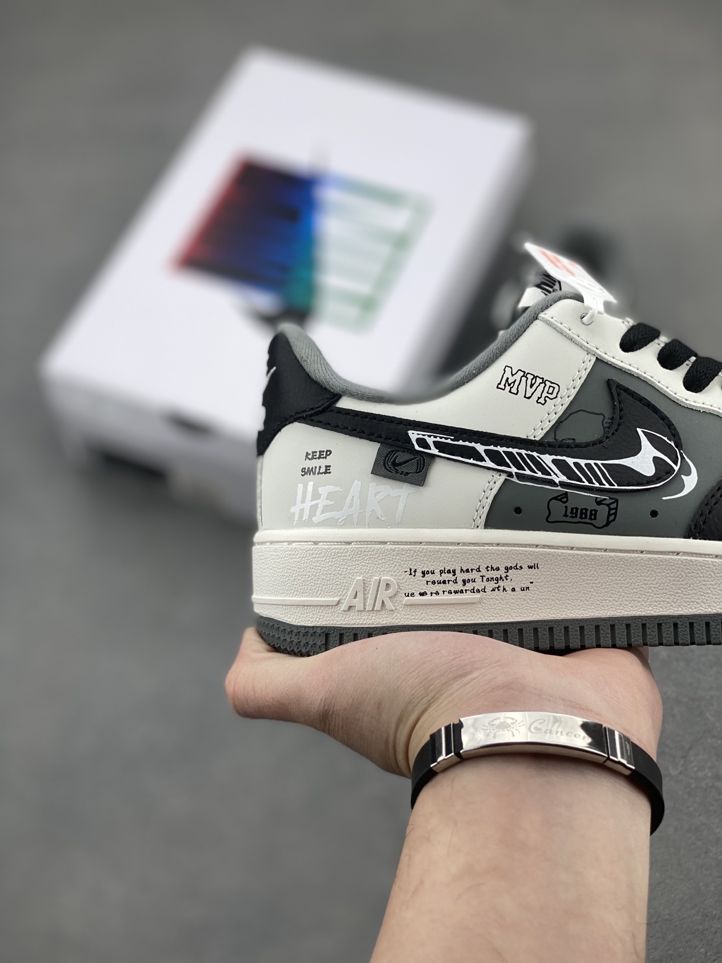 Nike Air Force 1 '07 Low Sneakers Limited Edition - DB3301-660 6 i1743538662124 2282 0 4