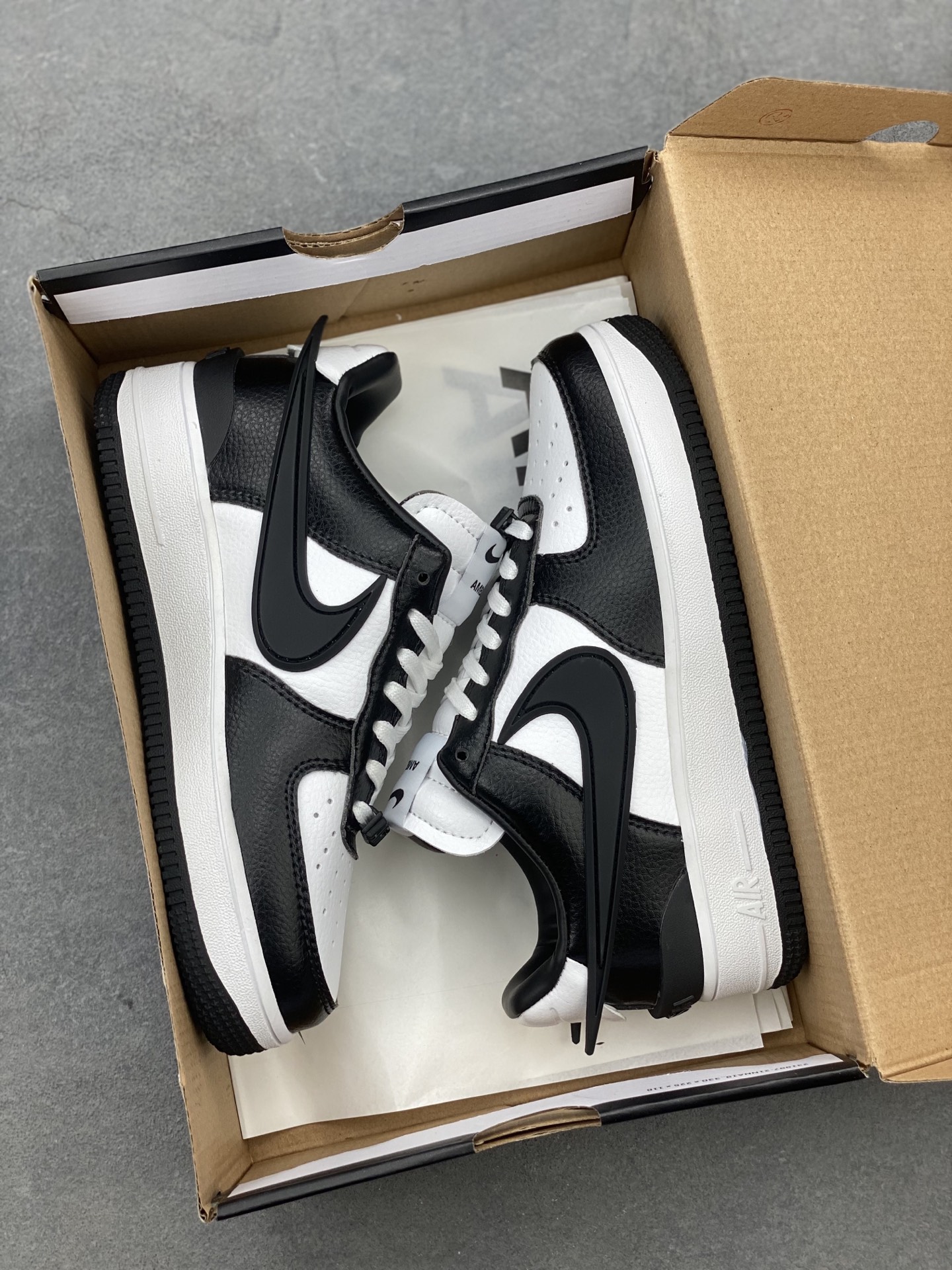 Nike x Ambush Air Force 1 Low Black and White Leather Sneakers DV3464-003 10 i1743539551901 4289 0 8
