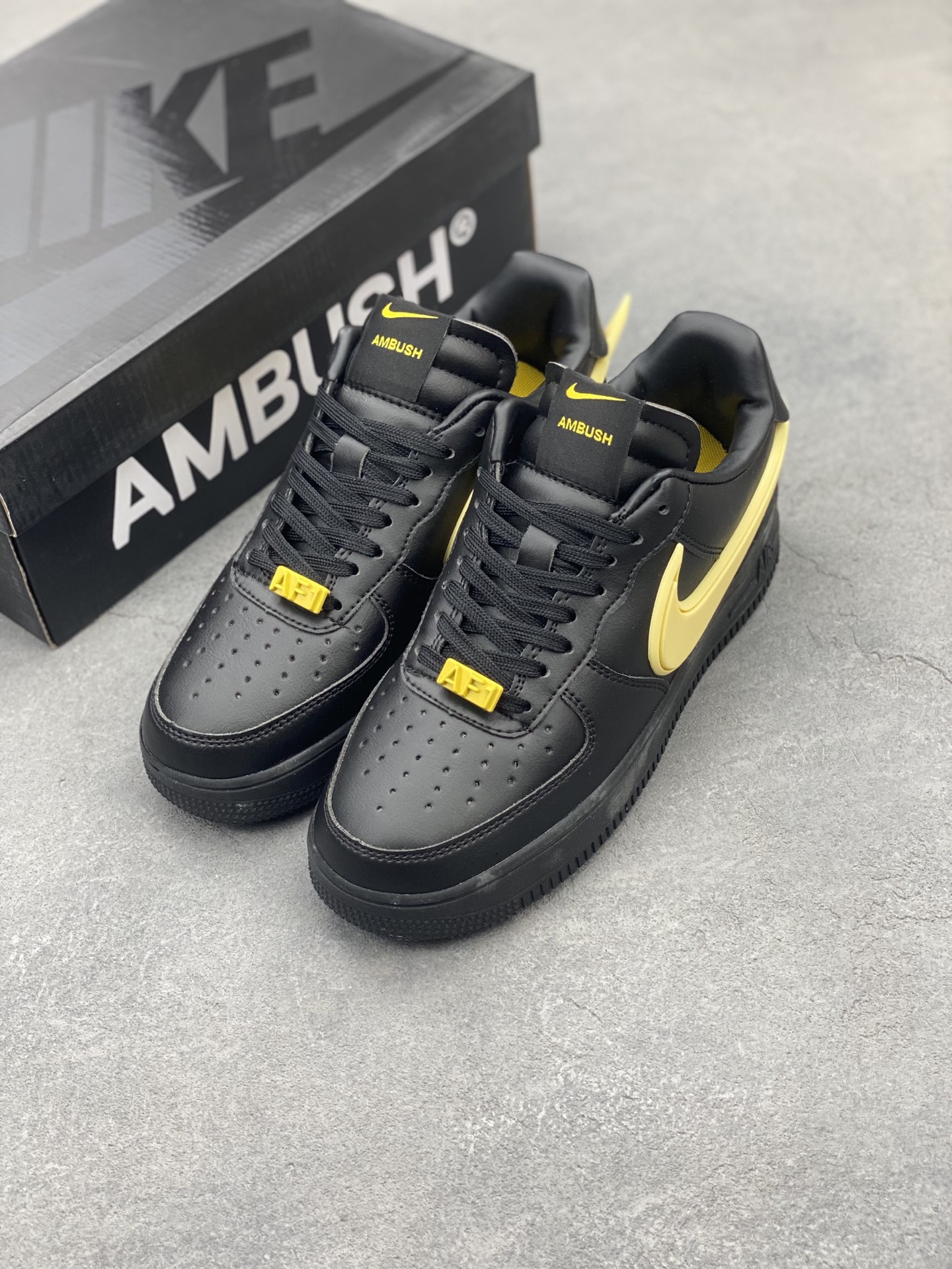 Ambush x Nike Air Force 1 Low Black/Yellow, Leather Structure, Oversized Swoosh 8 i1743539888874 9361 0 6