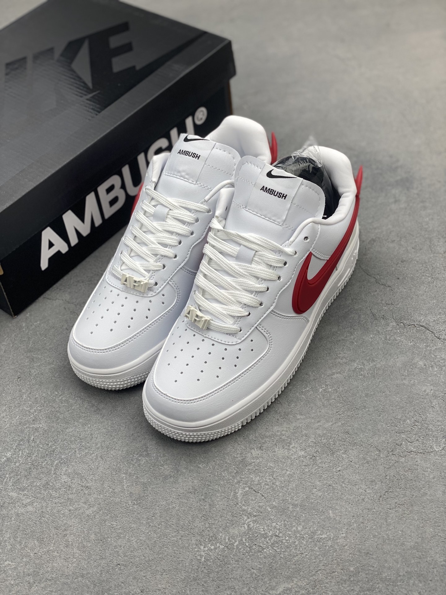 Nike x Ambush Air Force 1 Low White Red, Leather Structure, Oversized Swoosh 9 i1743540021232 4409 0 7