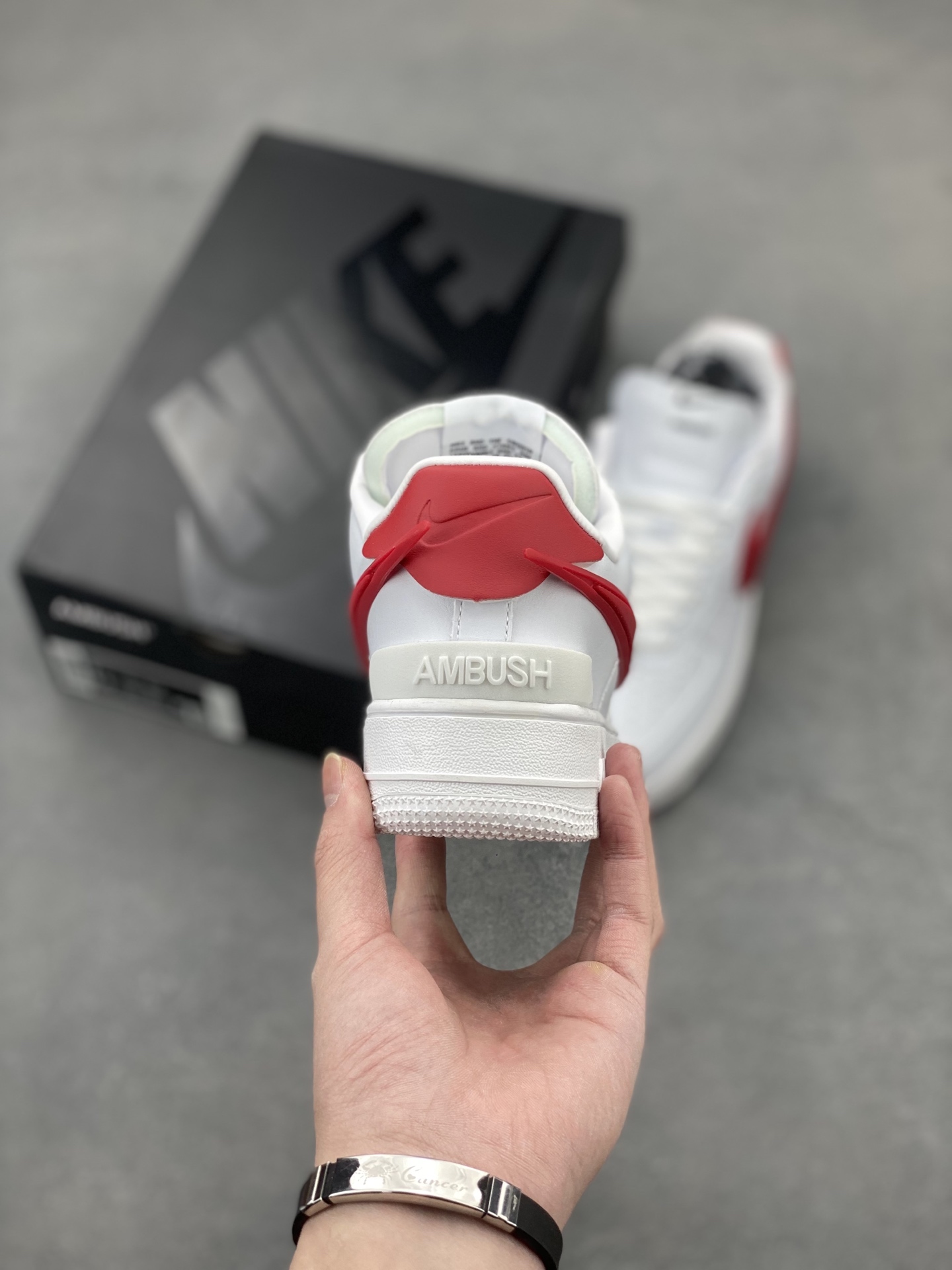 Nike x Ambush Air Force 1 Low White Red, Leather Structure, Oversized Swoosh 5 i1743540029301 2025 0 3